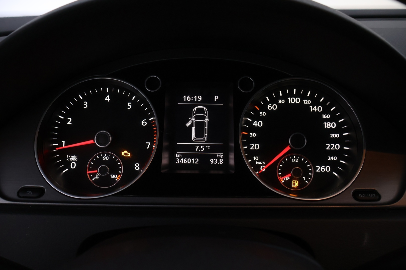 VOLKSWAGEN Passat 2011