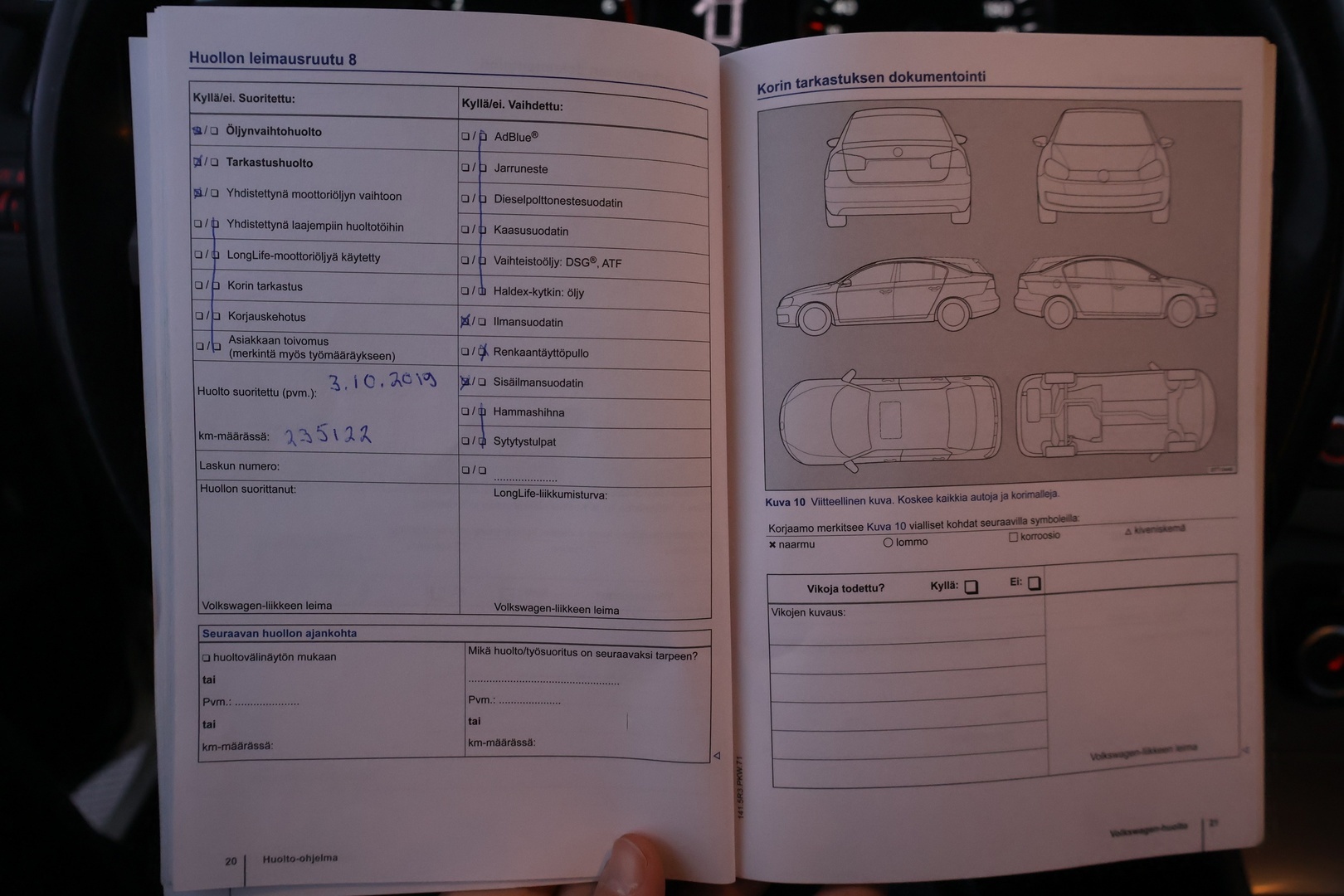 VOLKSWAGEN Passat 2011