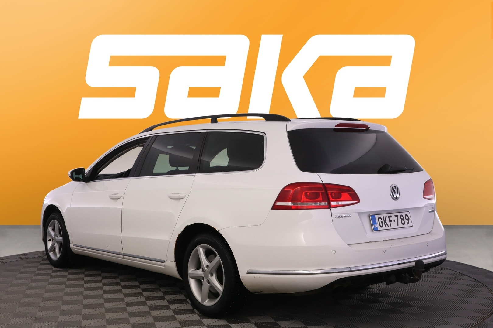 VOLKSWAGEN Passat 2011