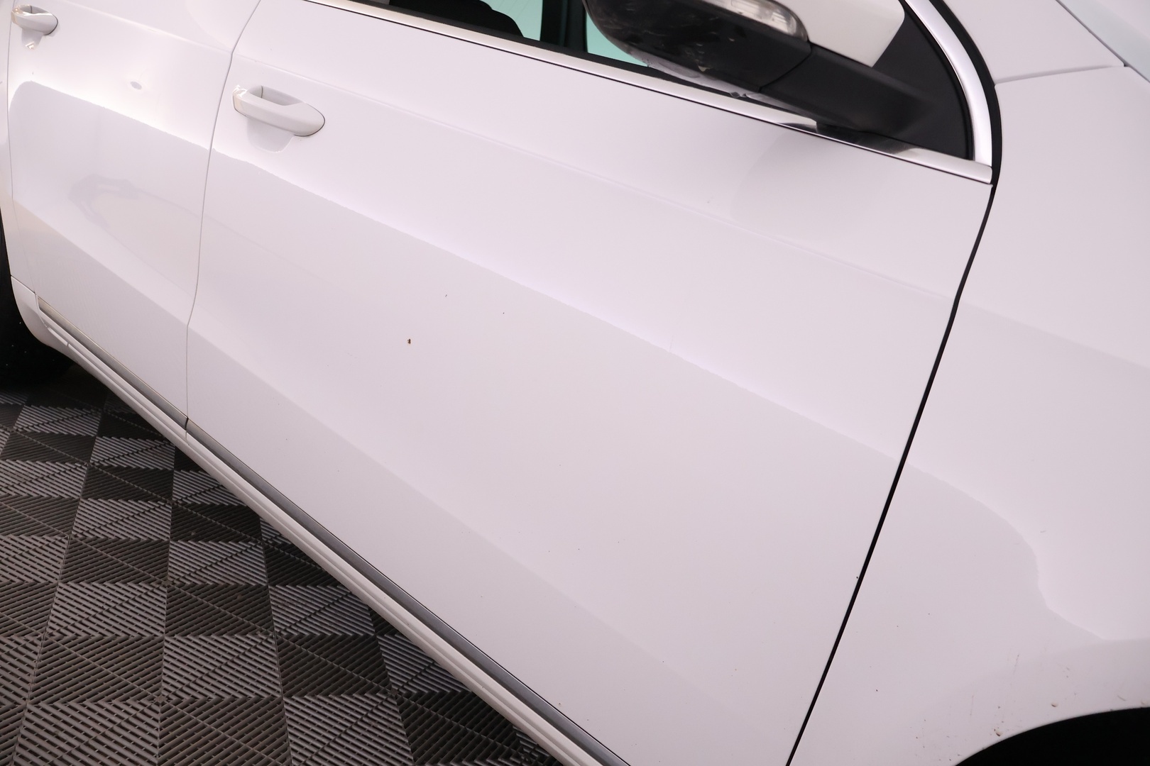 VOLKSWAGEN Passat 2011