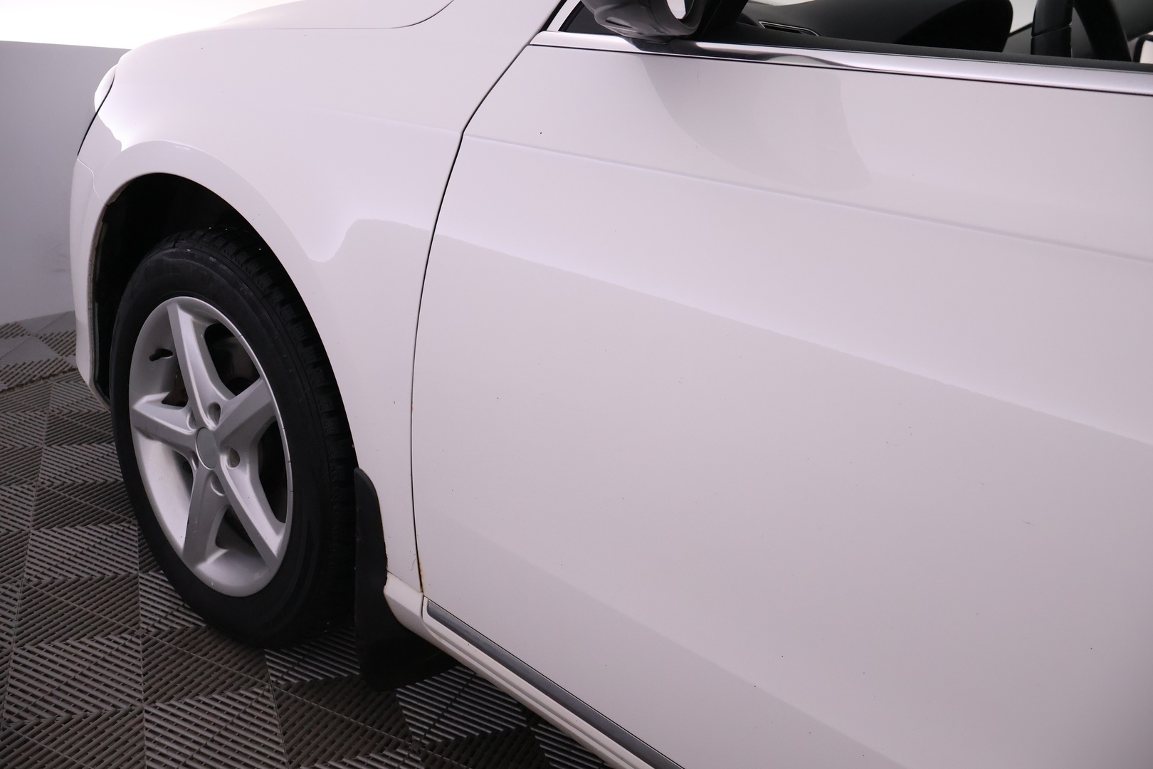 VOLKSWAGEN Passat 2011