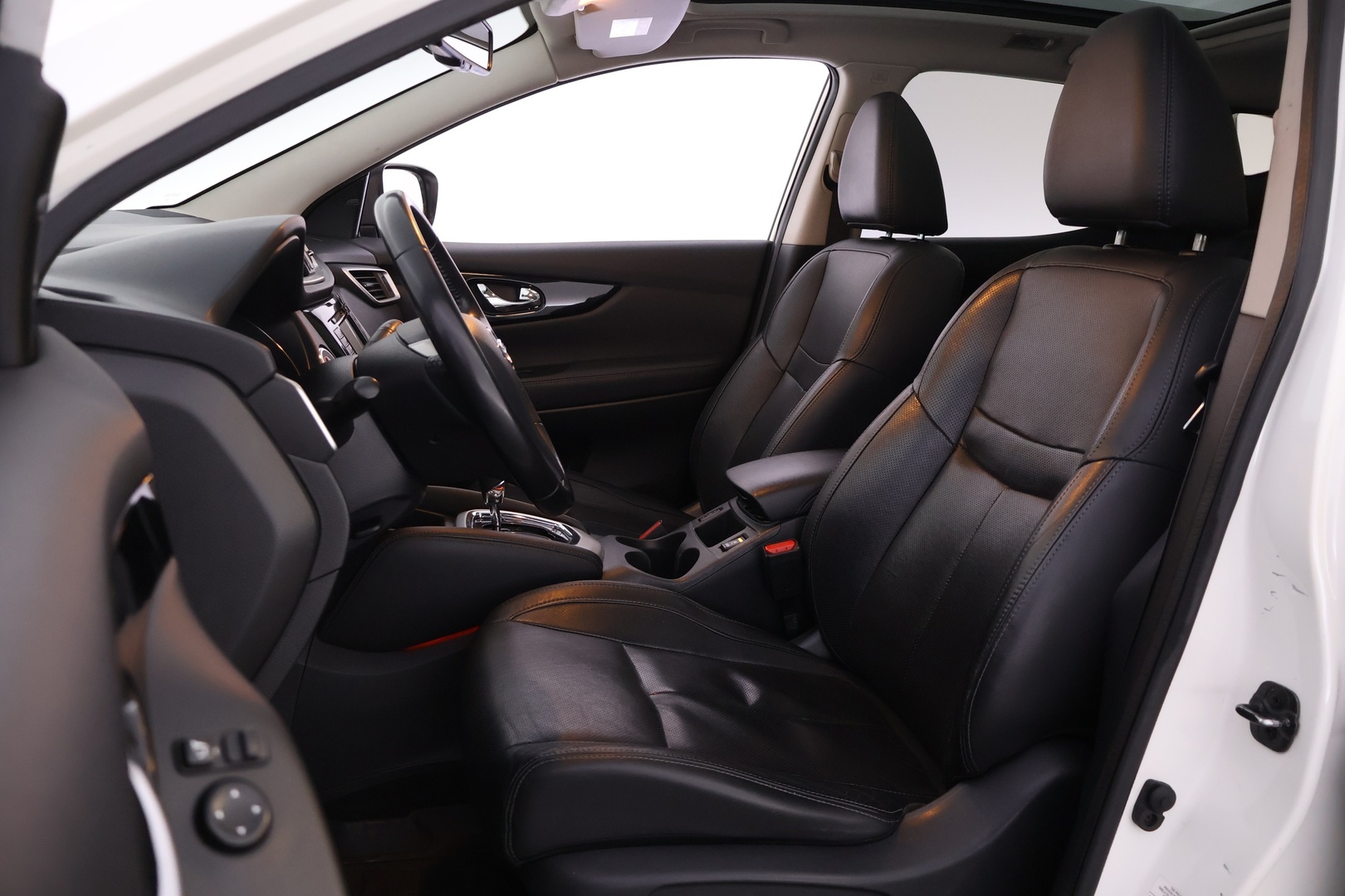 NISSAN Qashqai 2016