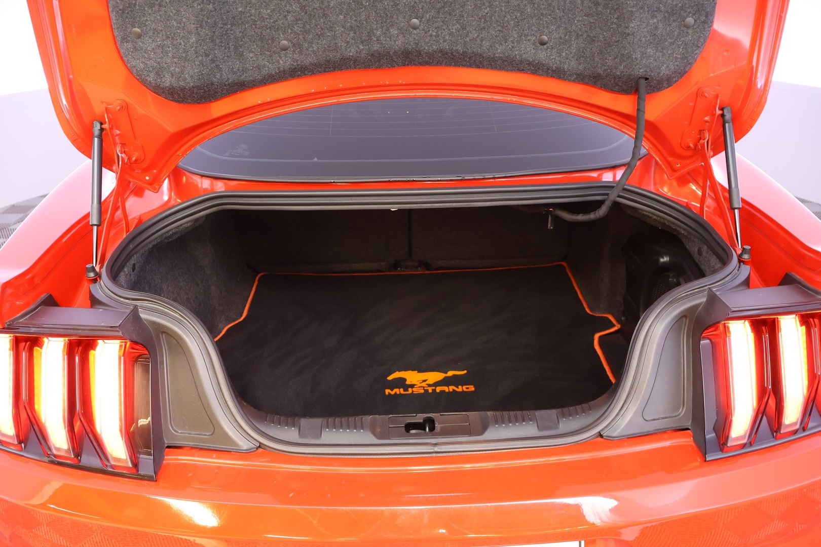 FORD Mustang 2016