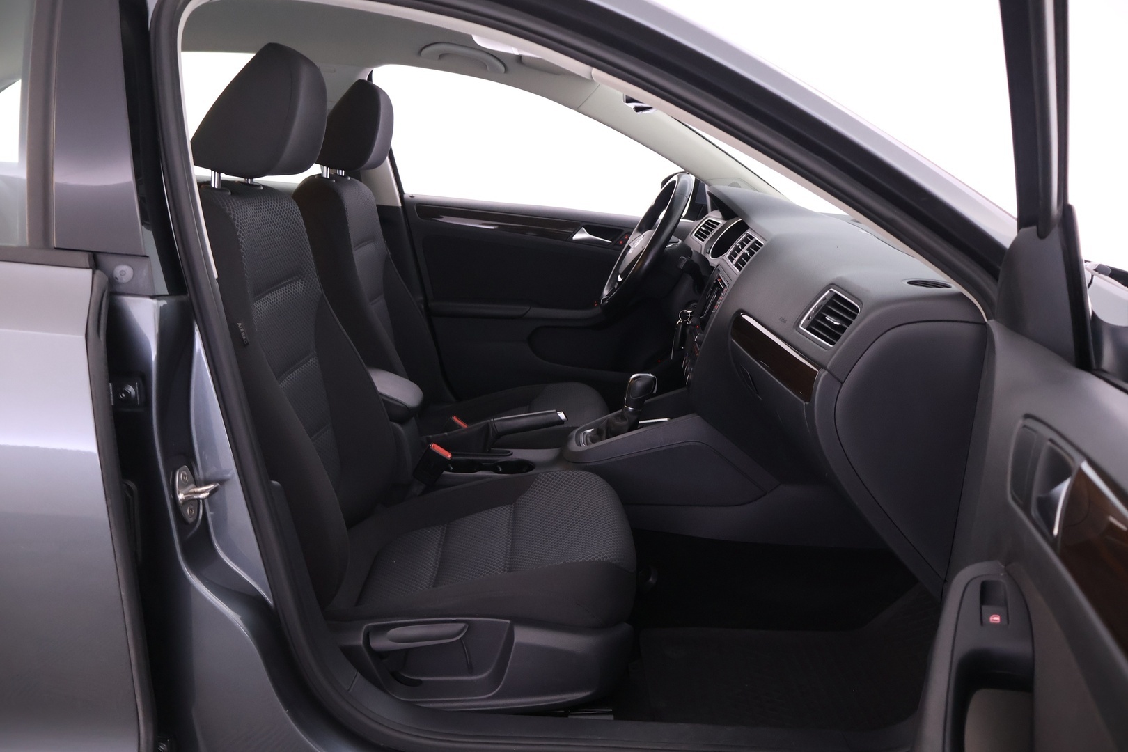 VOLKSWAGEN Jetta 2016