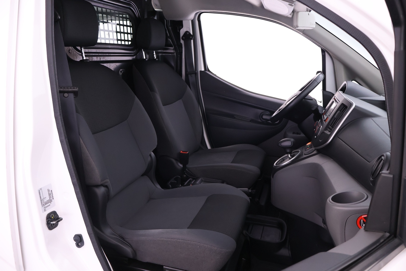 NISSAN e-NV200 2017