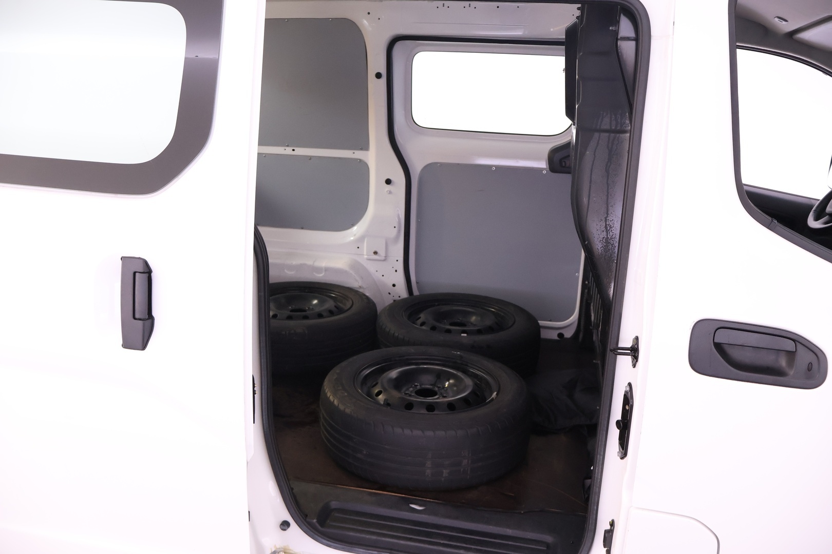 NISSAN e-NV200 2017