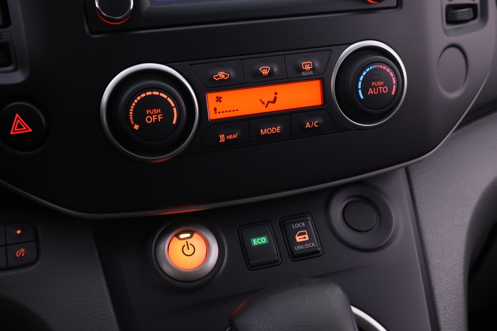 NISSAN e-NV200 2017