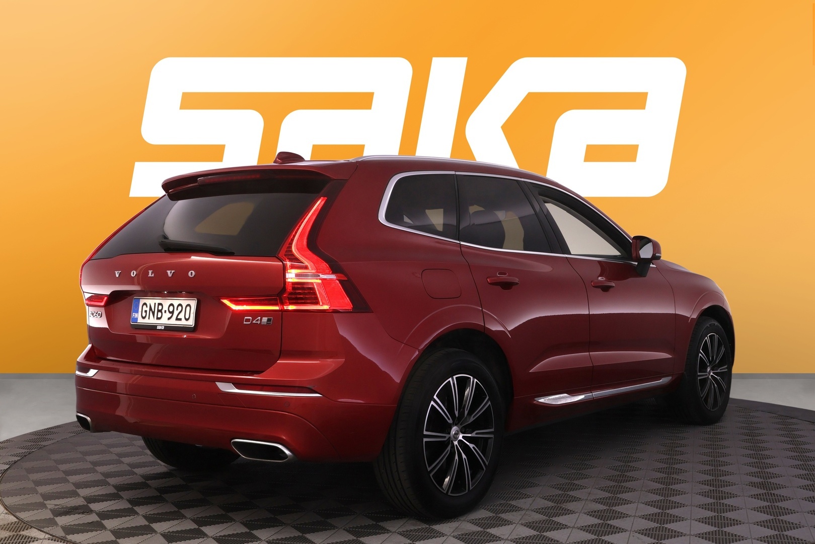 VOLVO XC60 2019
