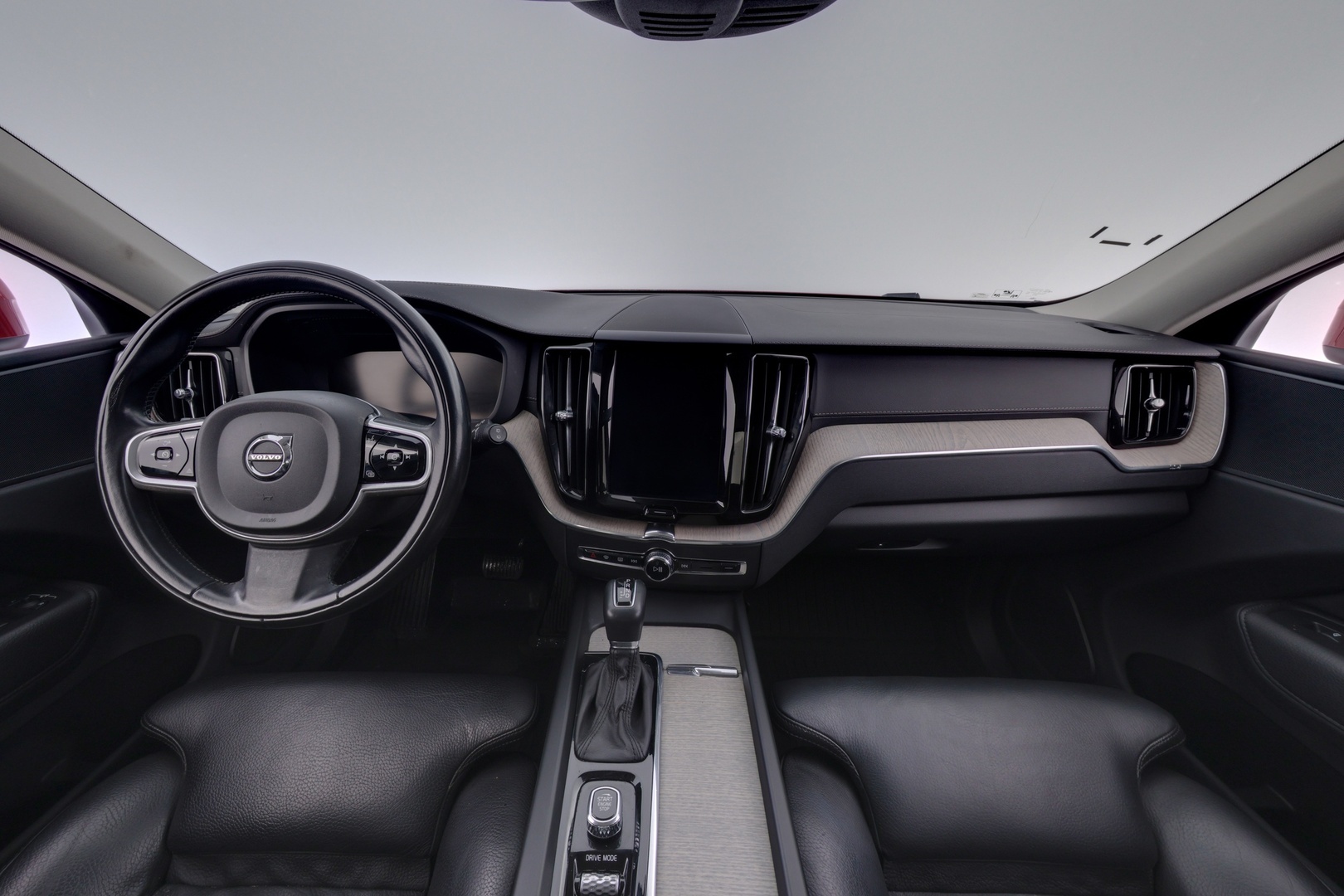 VOLVO XC60 2019