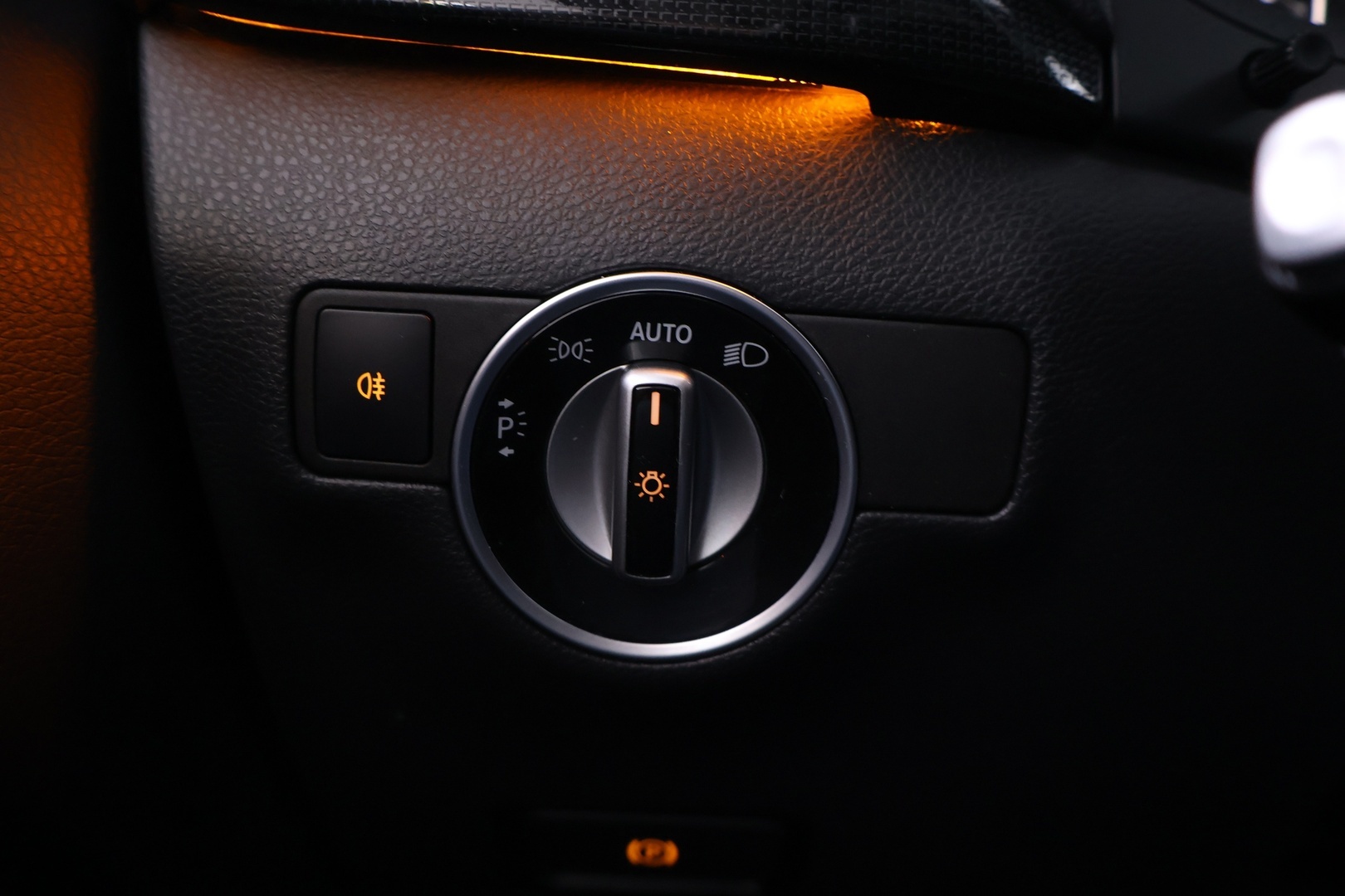 MERCEDES-BENZ B 2015