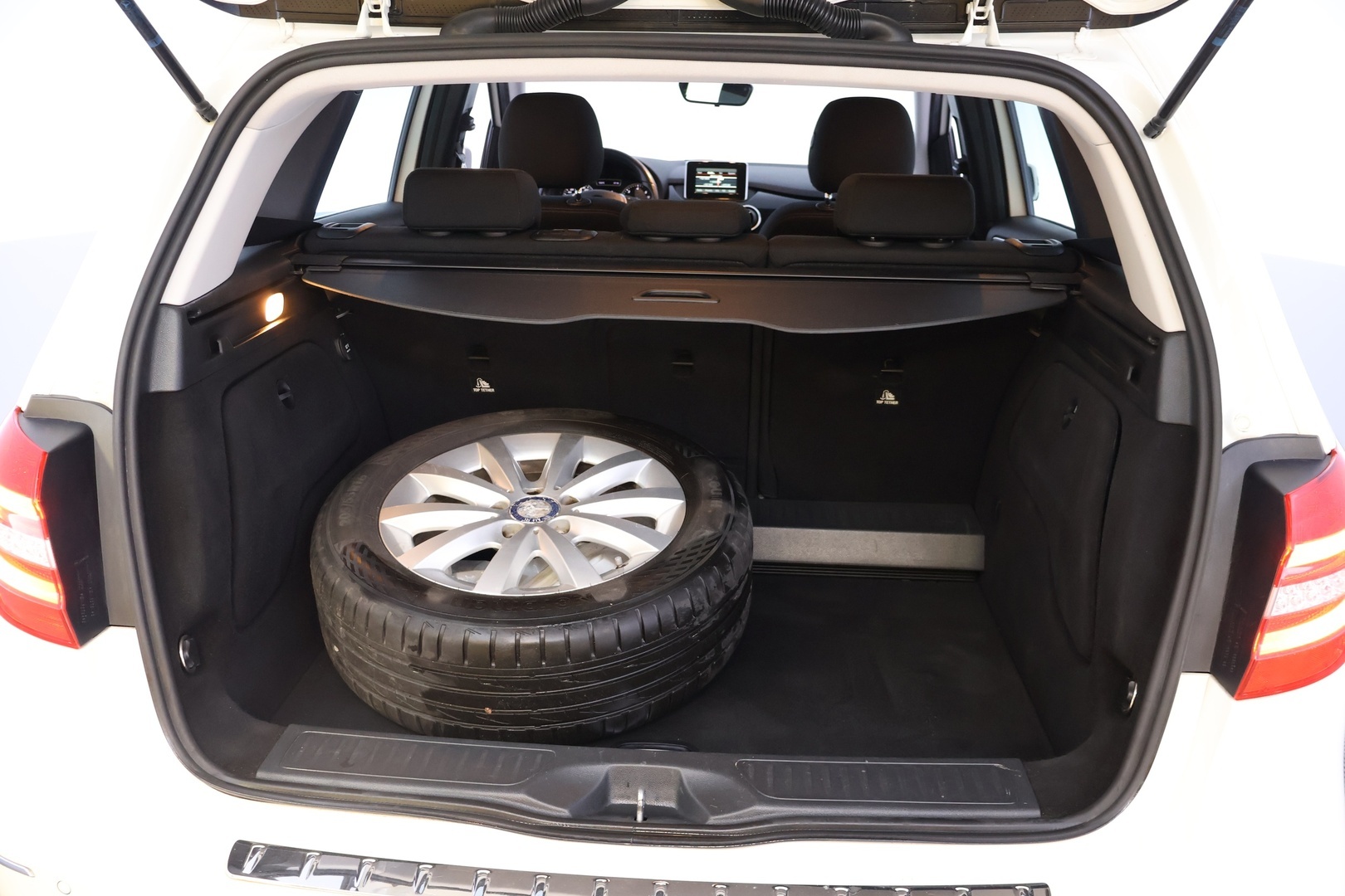 MERCEDES-BENZ B 2015