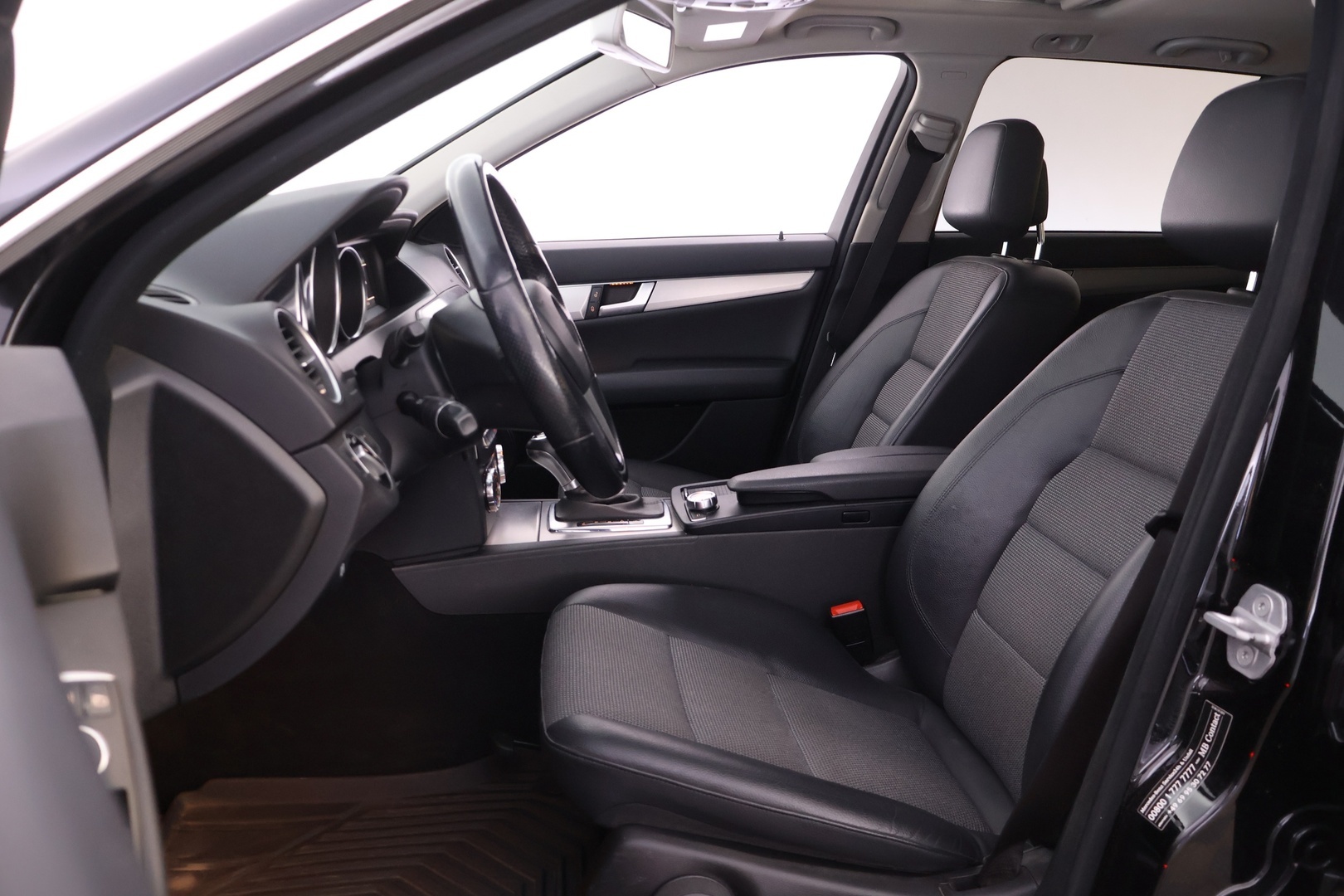 MERCEDES-BENZ C 2012