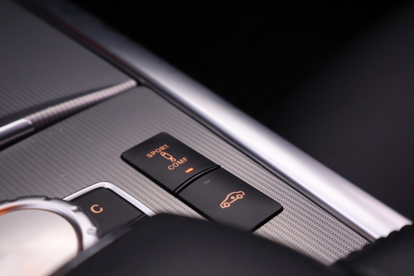 MERCEDES-BENZ E 2015