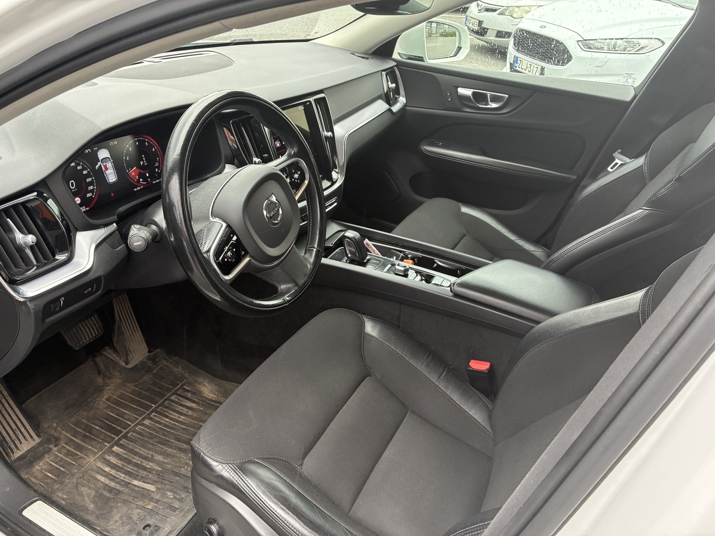 VOLVO V60 Cross Country 2021