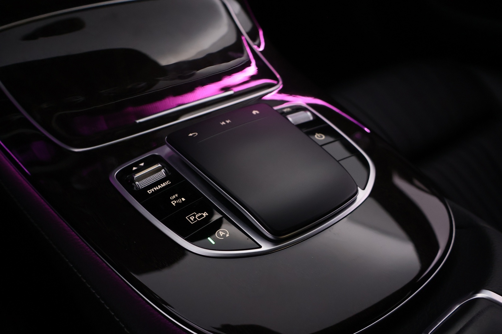 MERCEDES-BENZ CLS 2021