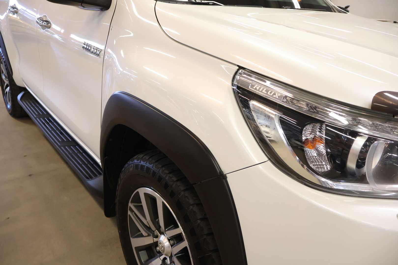 TOYOTA Hilux 2018