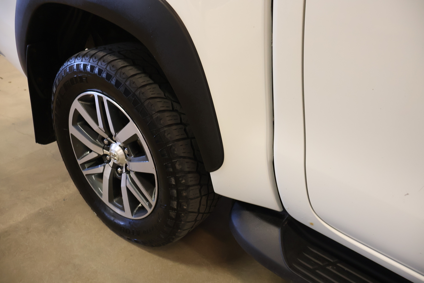 TOYOTA Hilux 2018