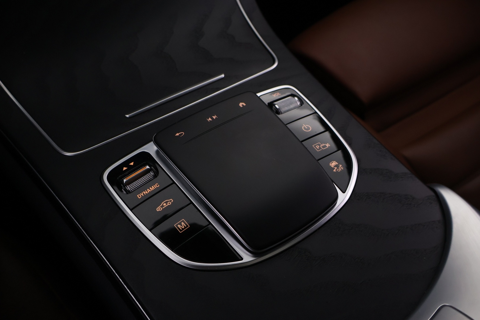 MERCEDES-BENZ GLC 2022