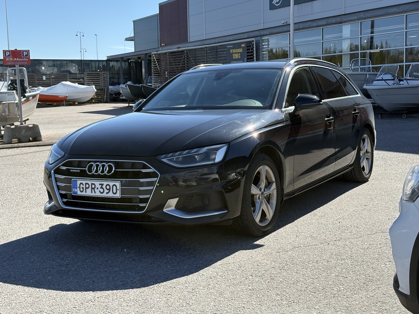 AUDI A4 2019