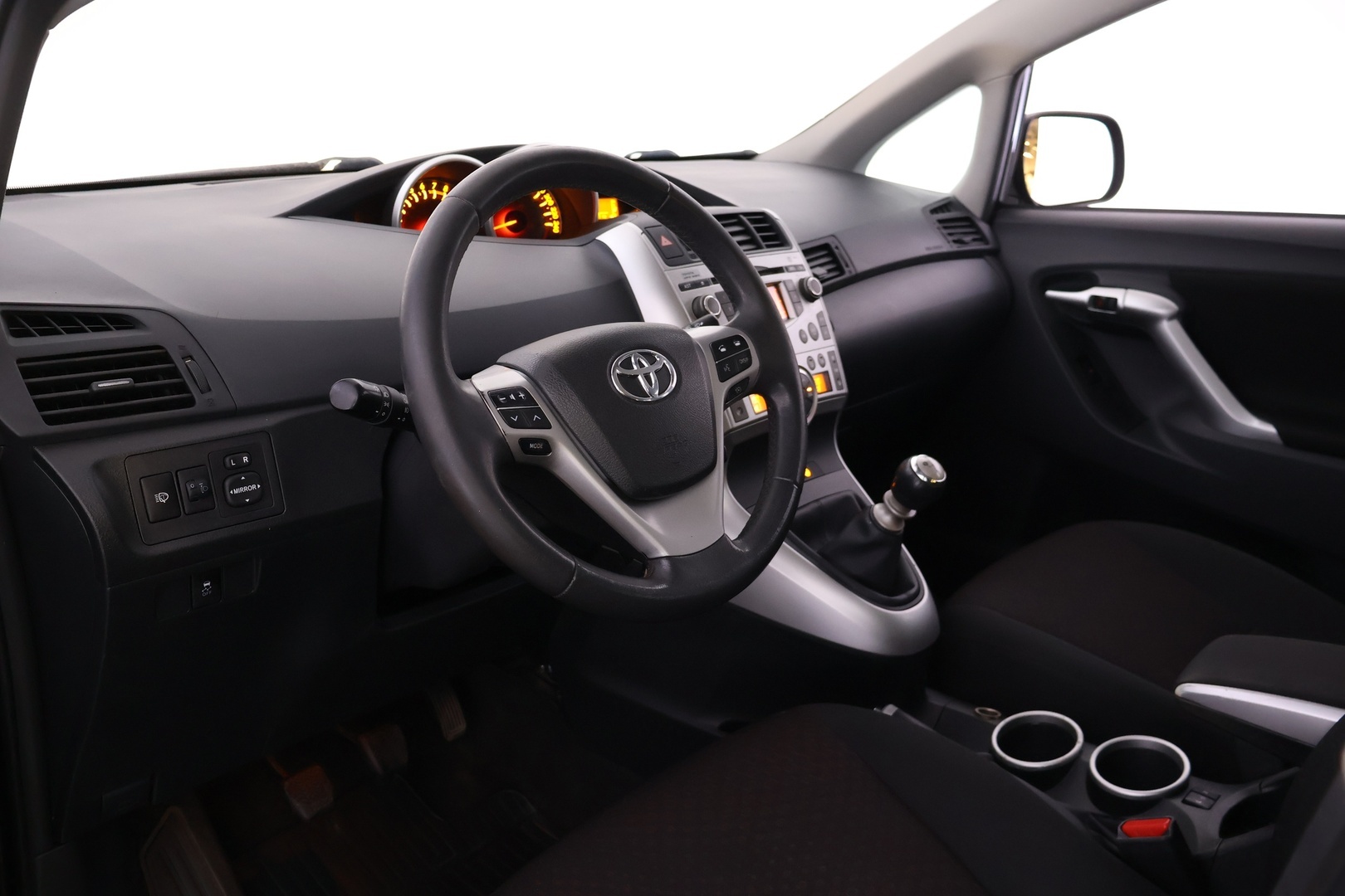 TOYOTA Verso 2011