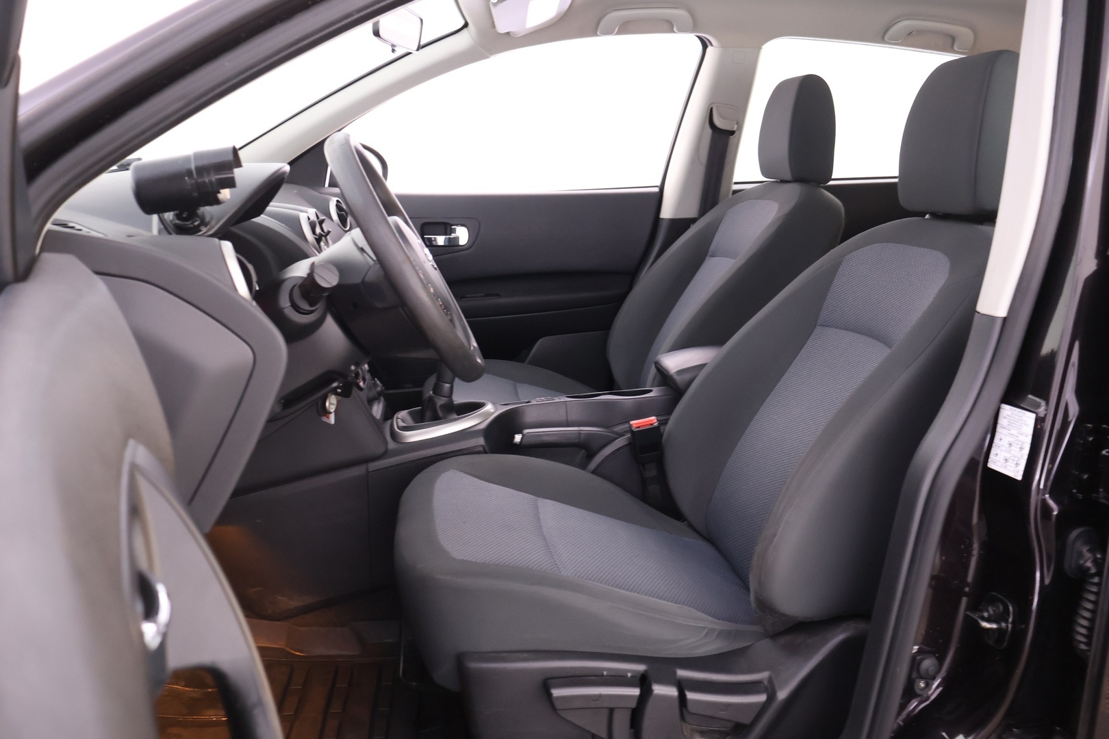 NISSAN Qashqai 2012