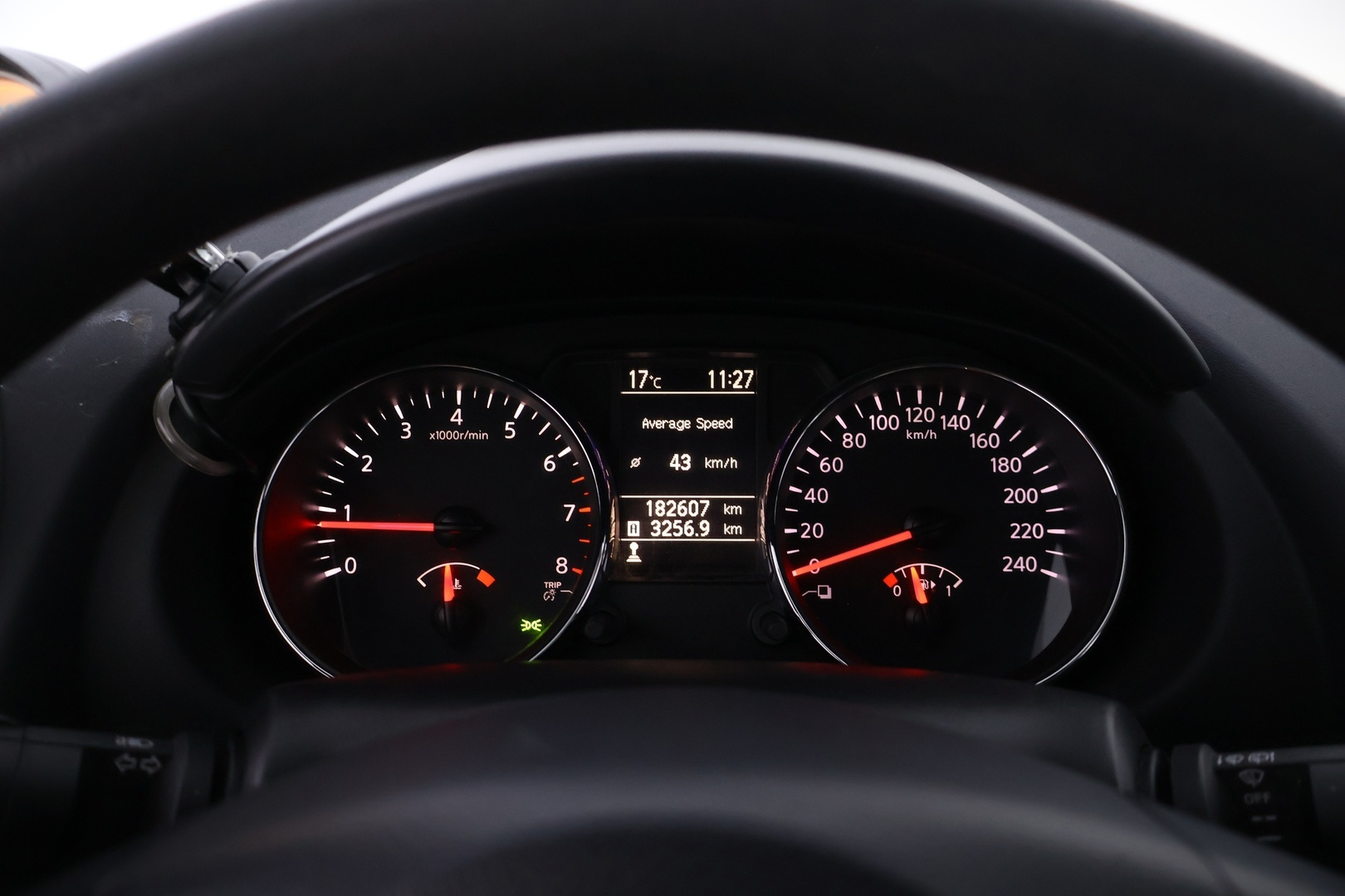 NISSAN Qashqai 2012