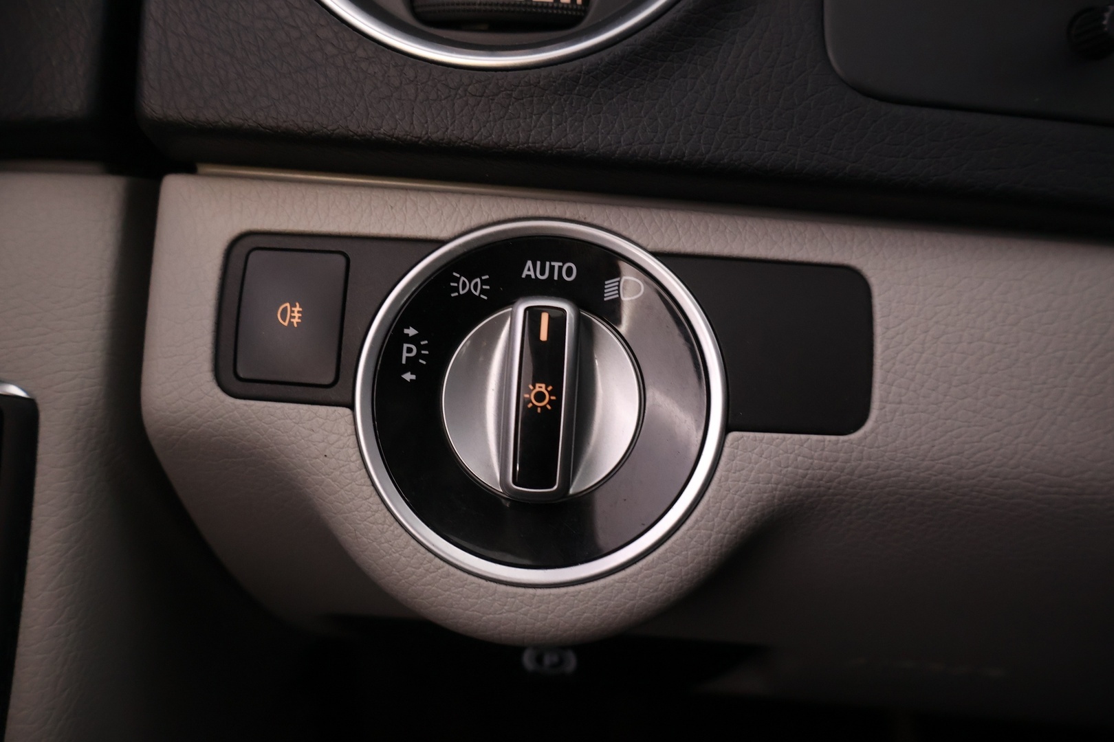 MERCEDES-BENZ C 2013