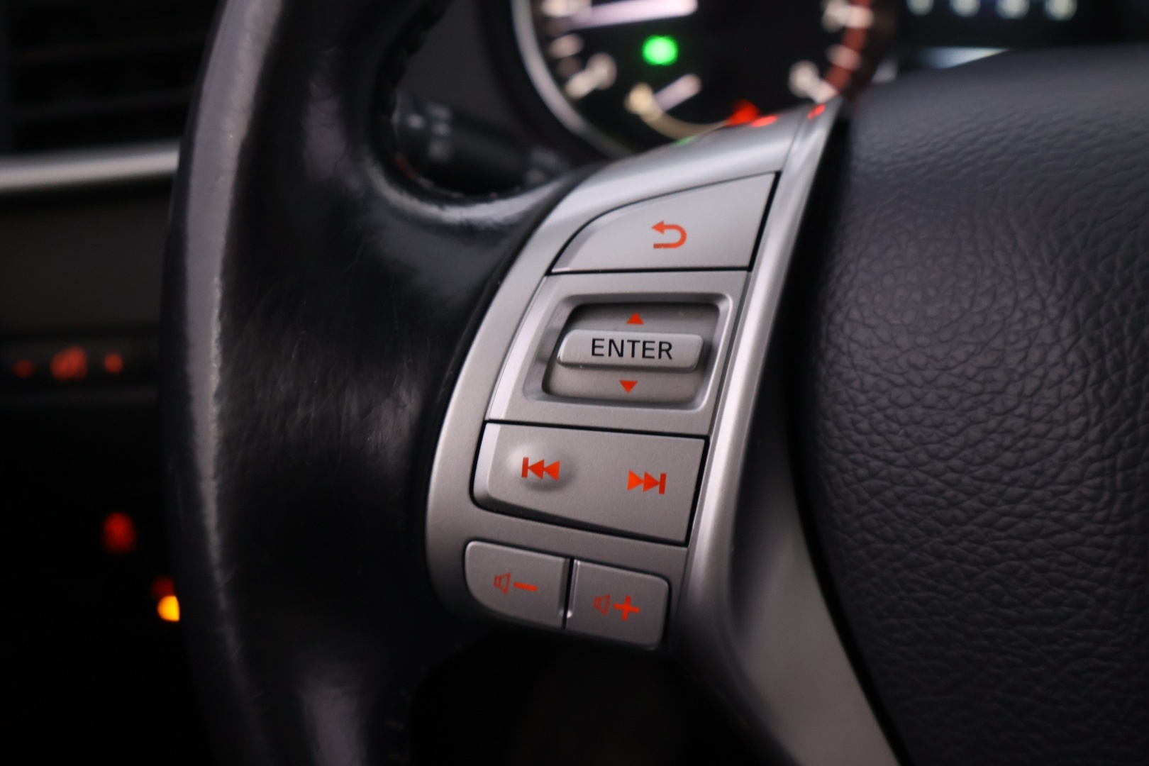 NISSAN Qashqai 2014