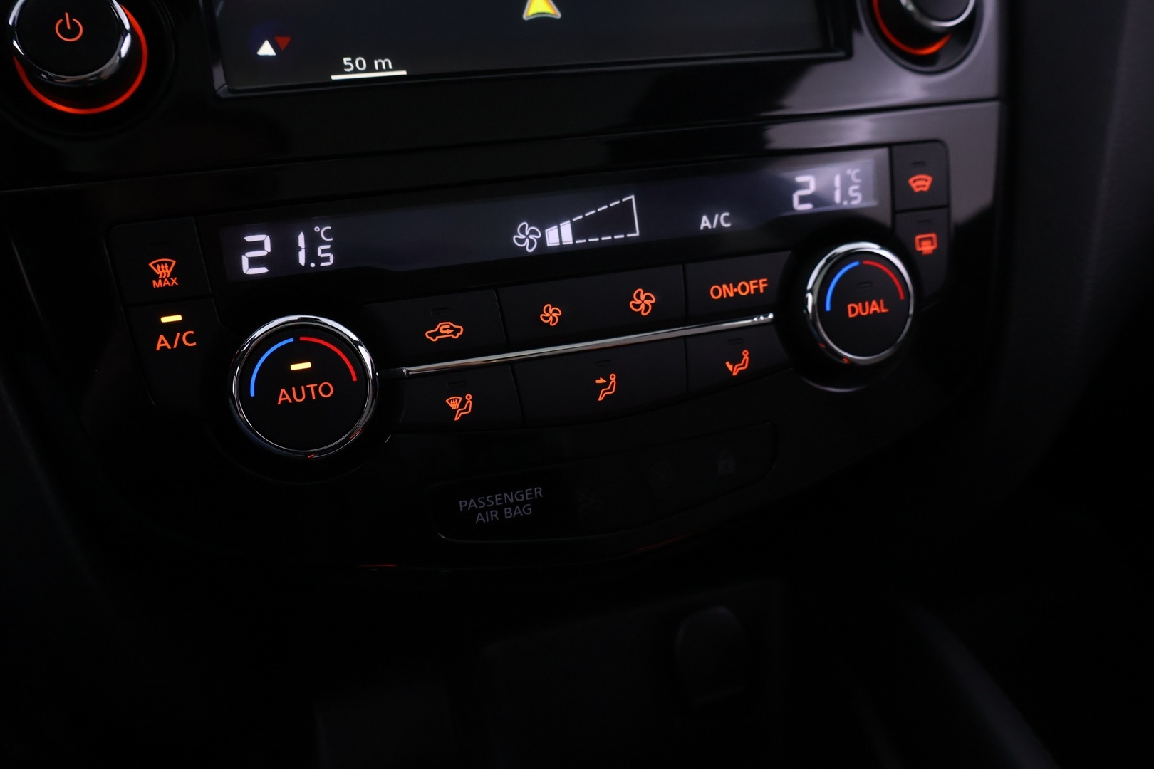 NISSAN Qashqai 2014