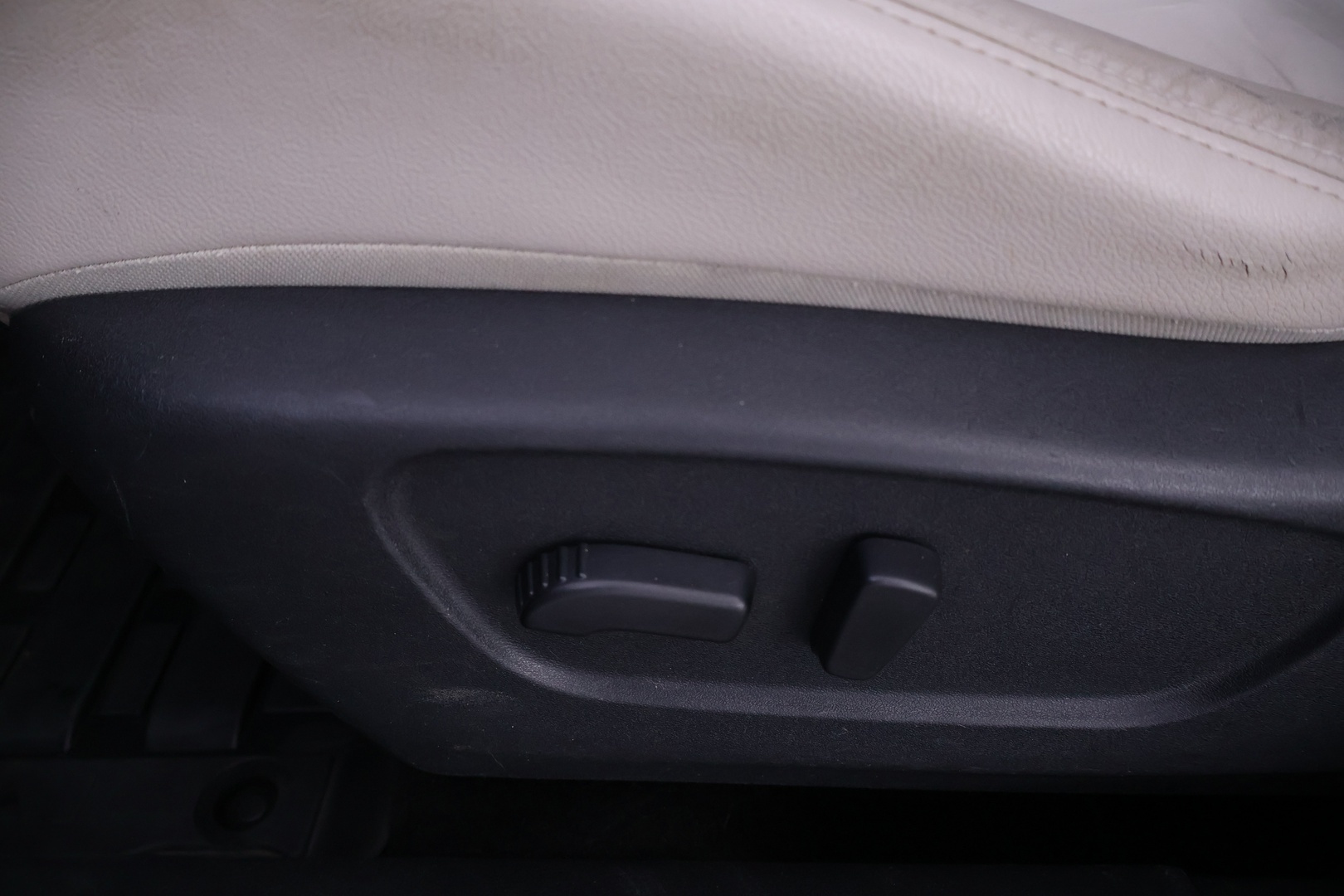 NISSAN Qashqai 2014