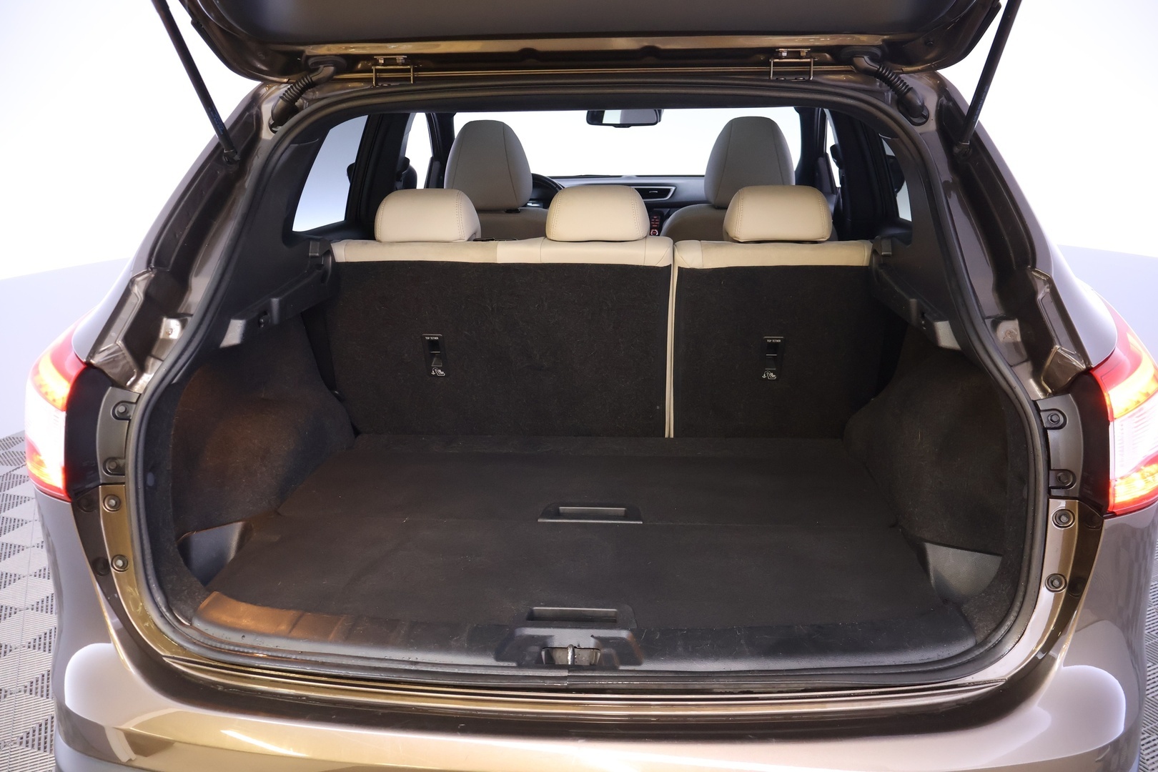 NISSAN Qashqai 2014