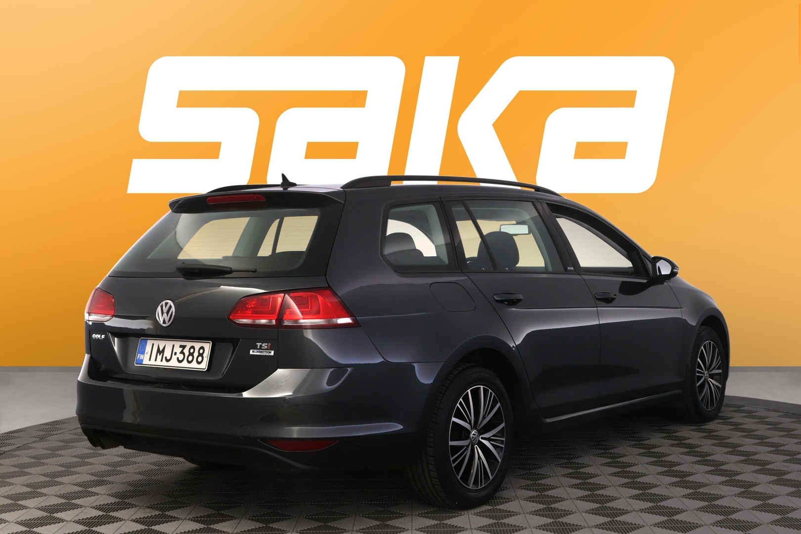 VOLKSWAGEN Golf 2016