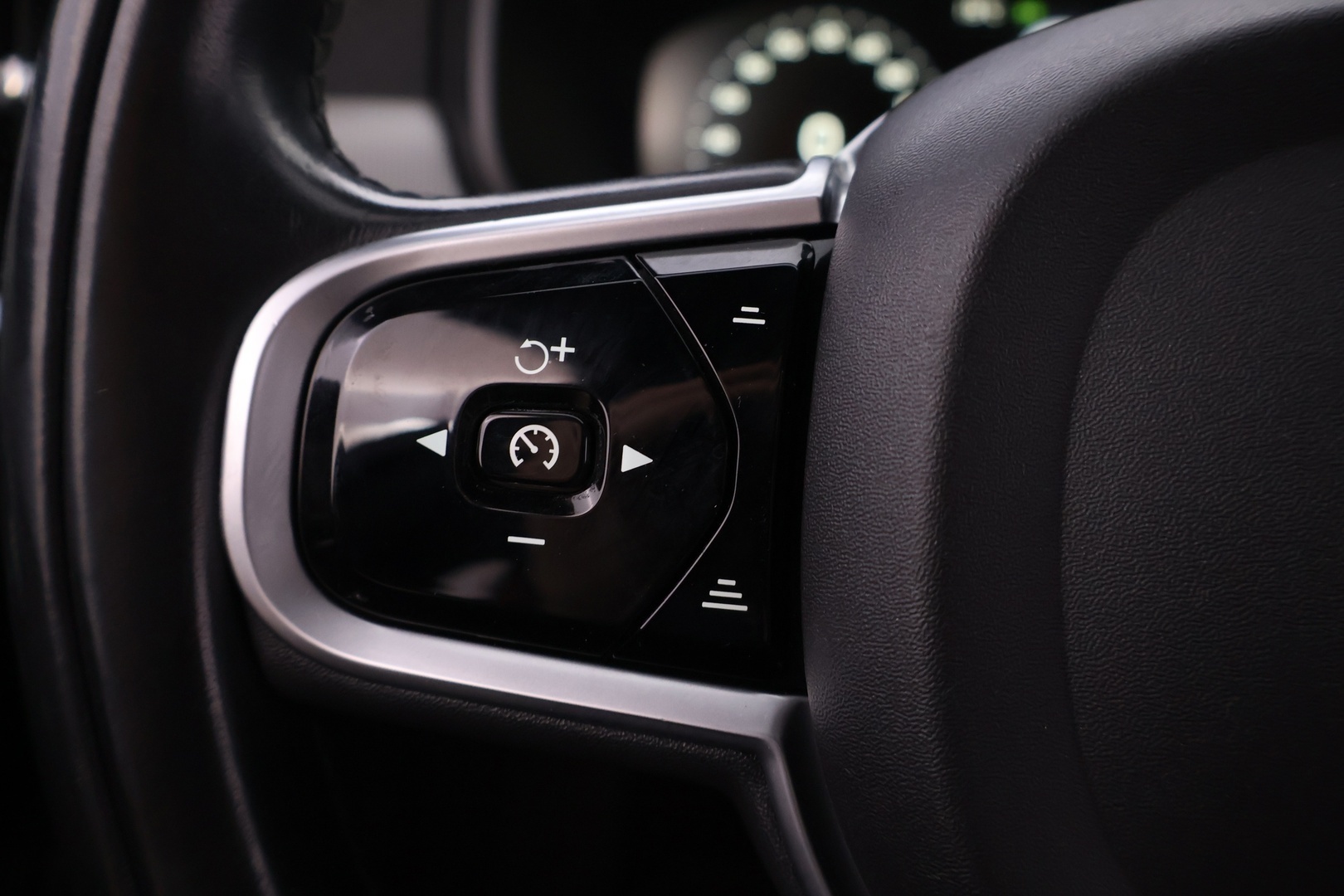 VOLVO V90 2017