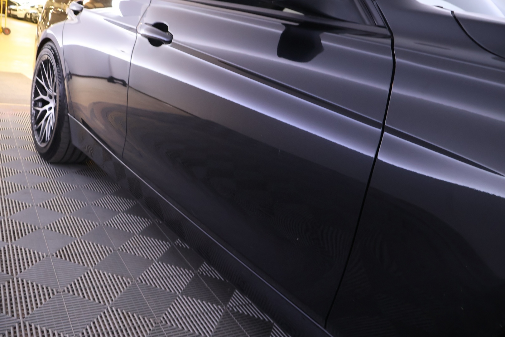 BMW 330 2016