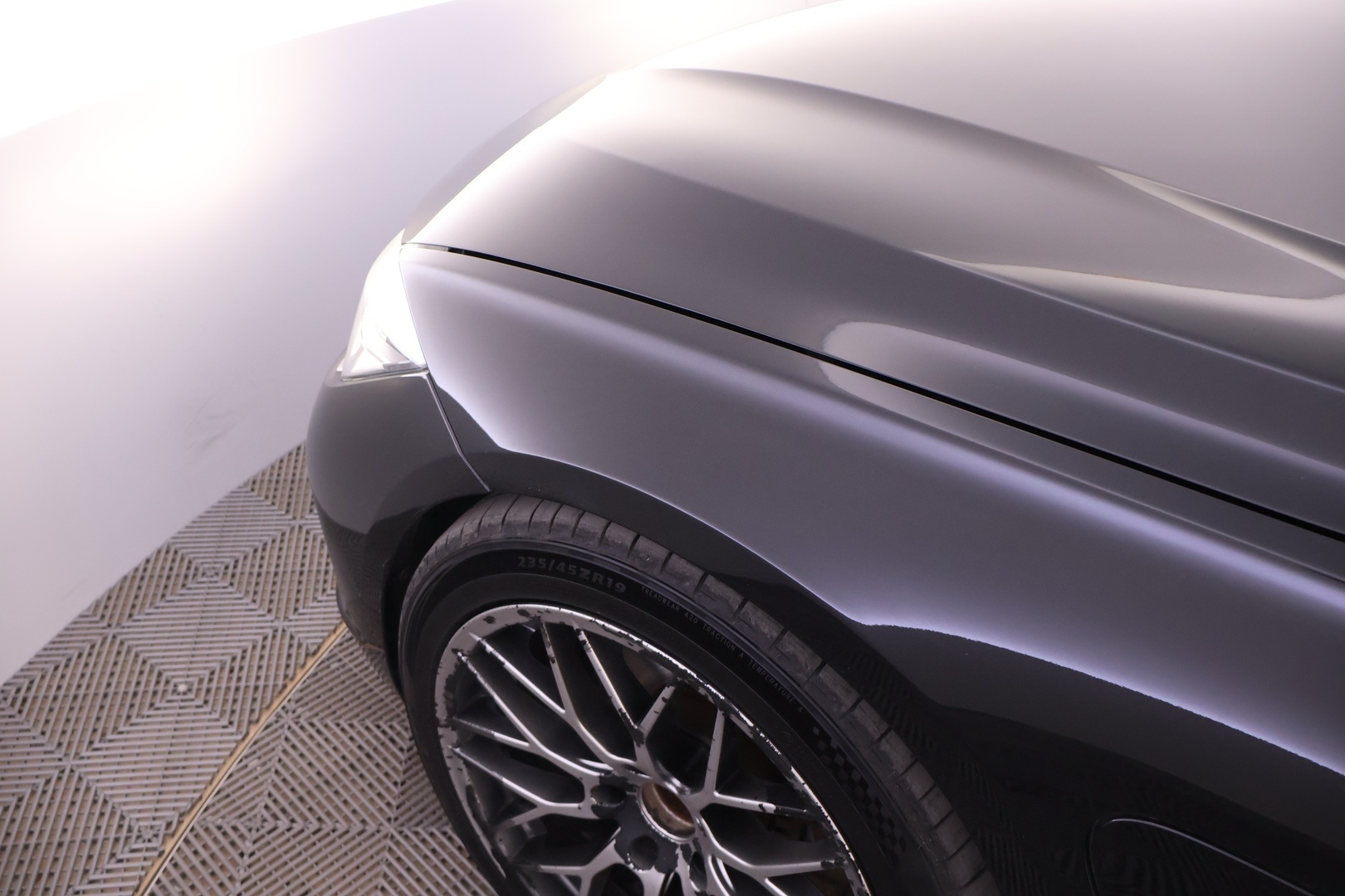 BMW 330 2016