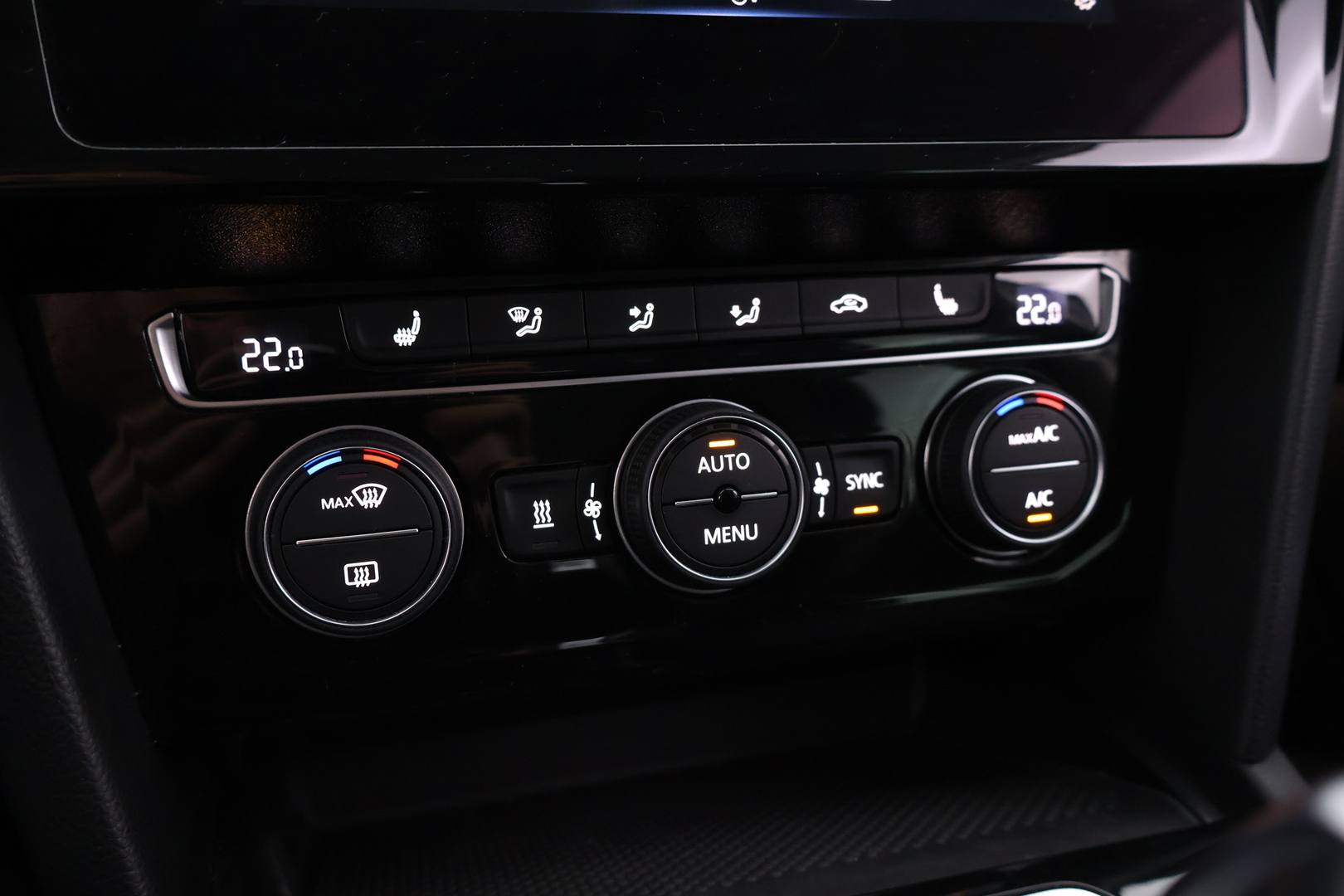 VOLKSWAGEN Passat 2020