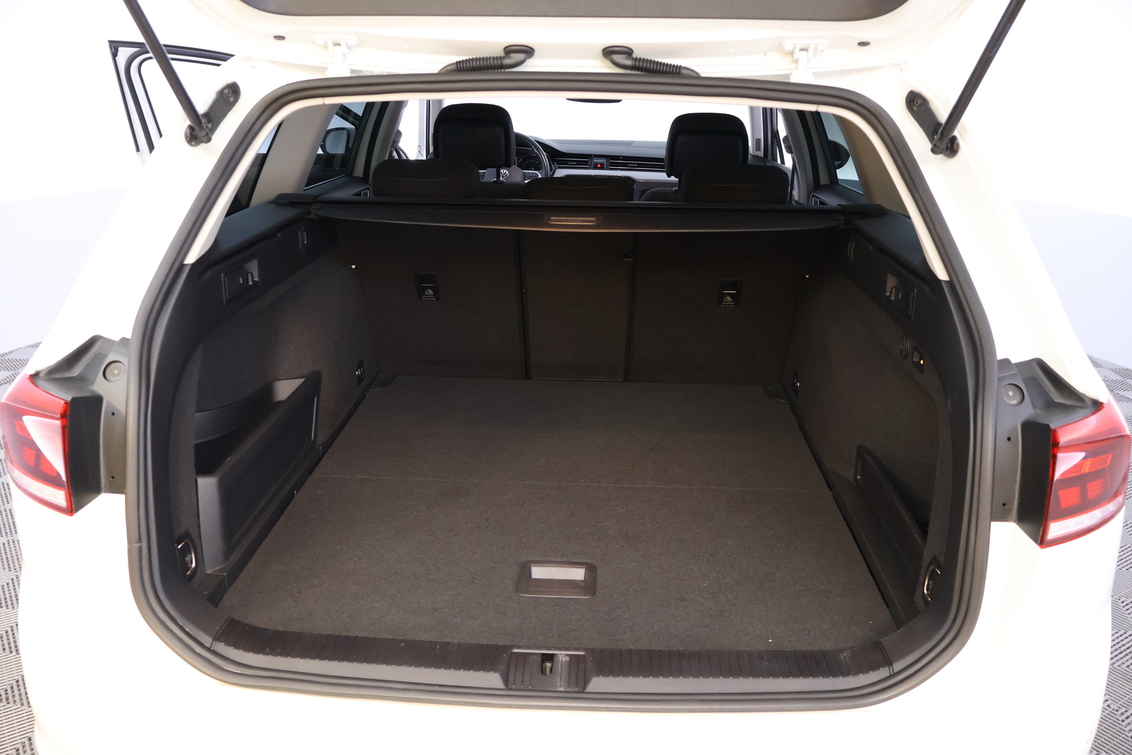 VOLKSWAGEN Passat 2020