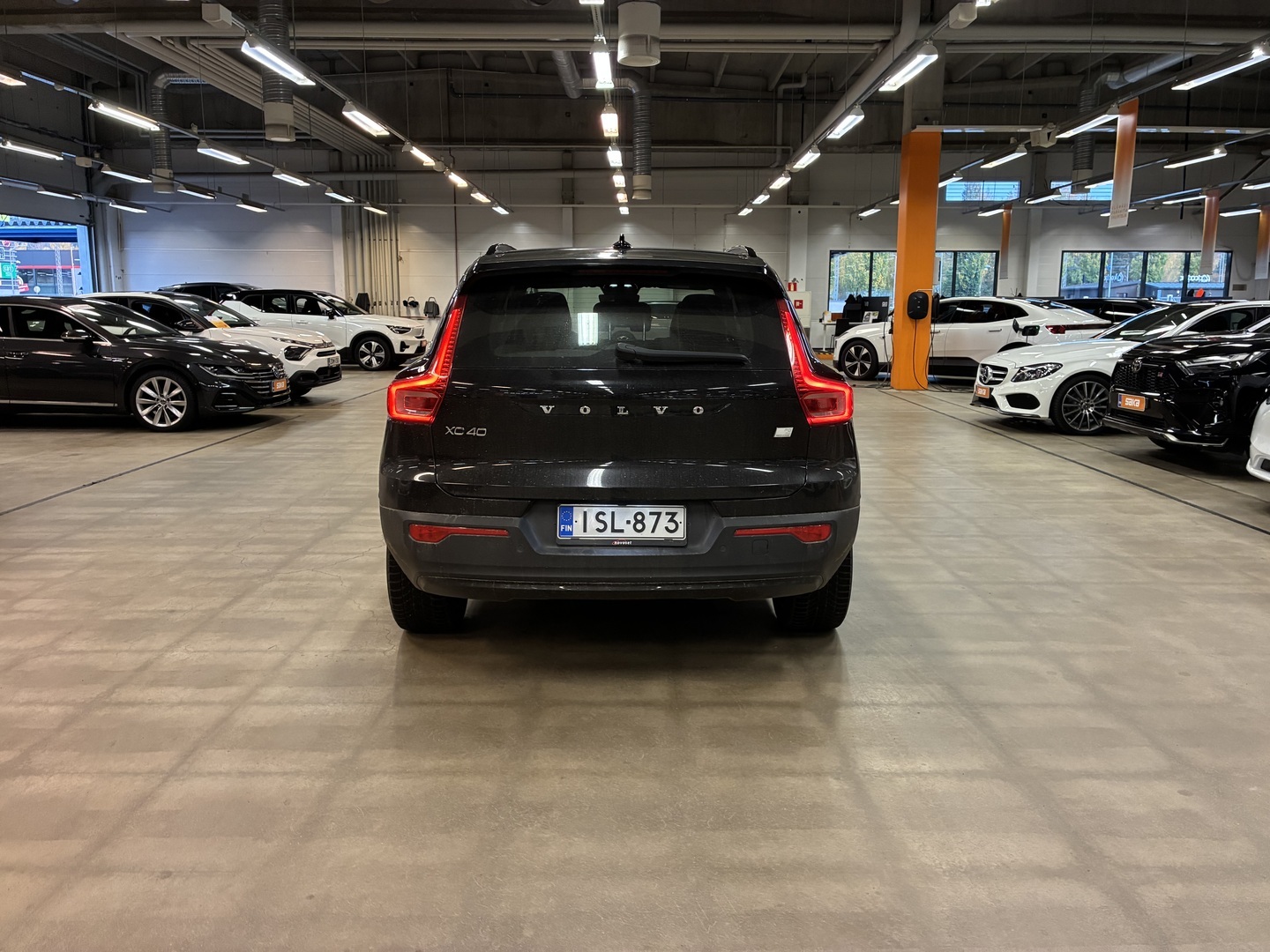 VOLVO XC40 2021