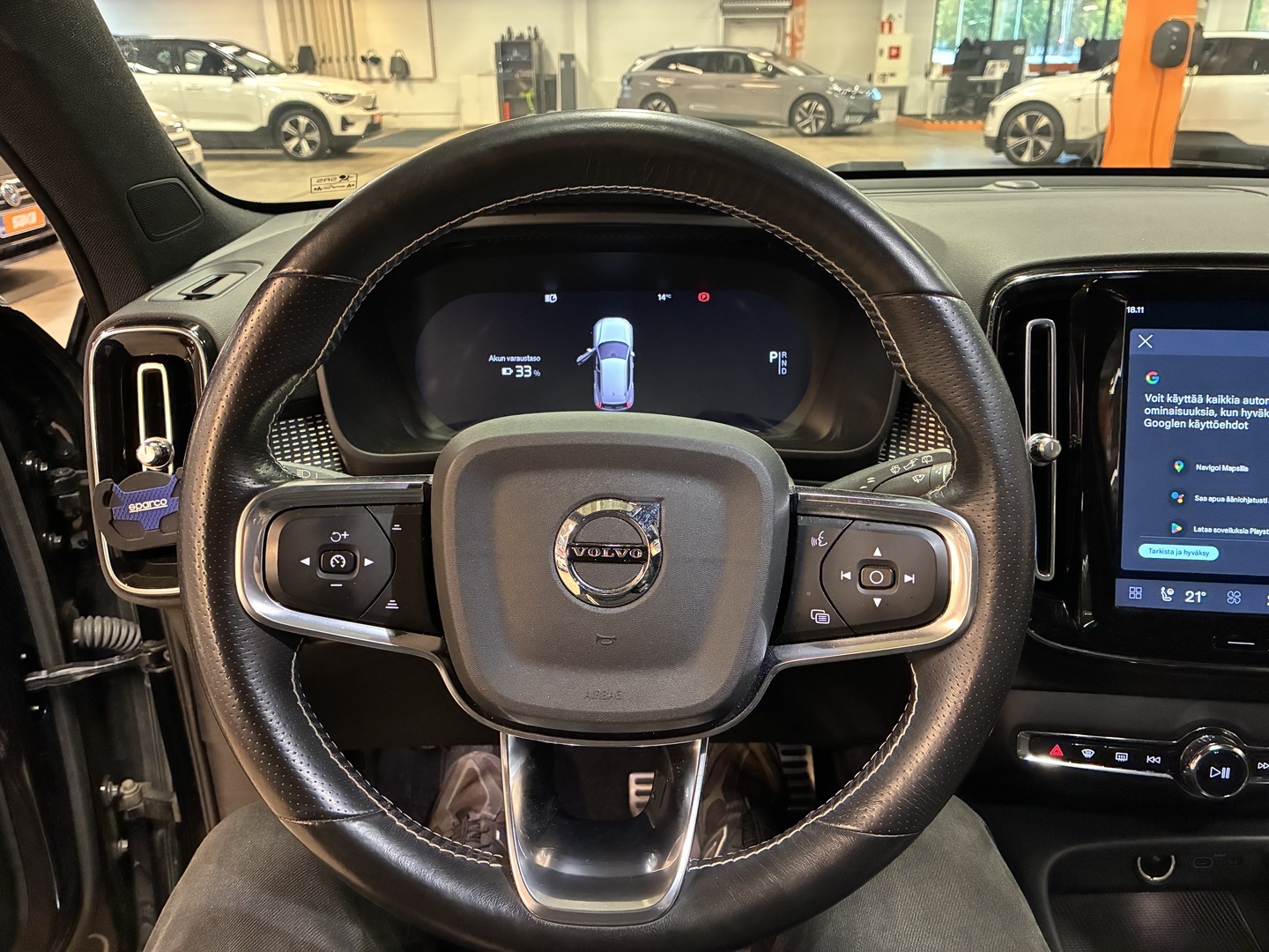 VOLVO XC40 2021