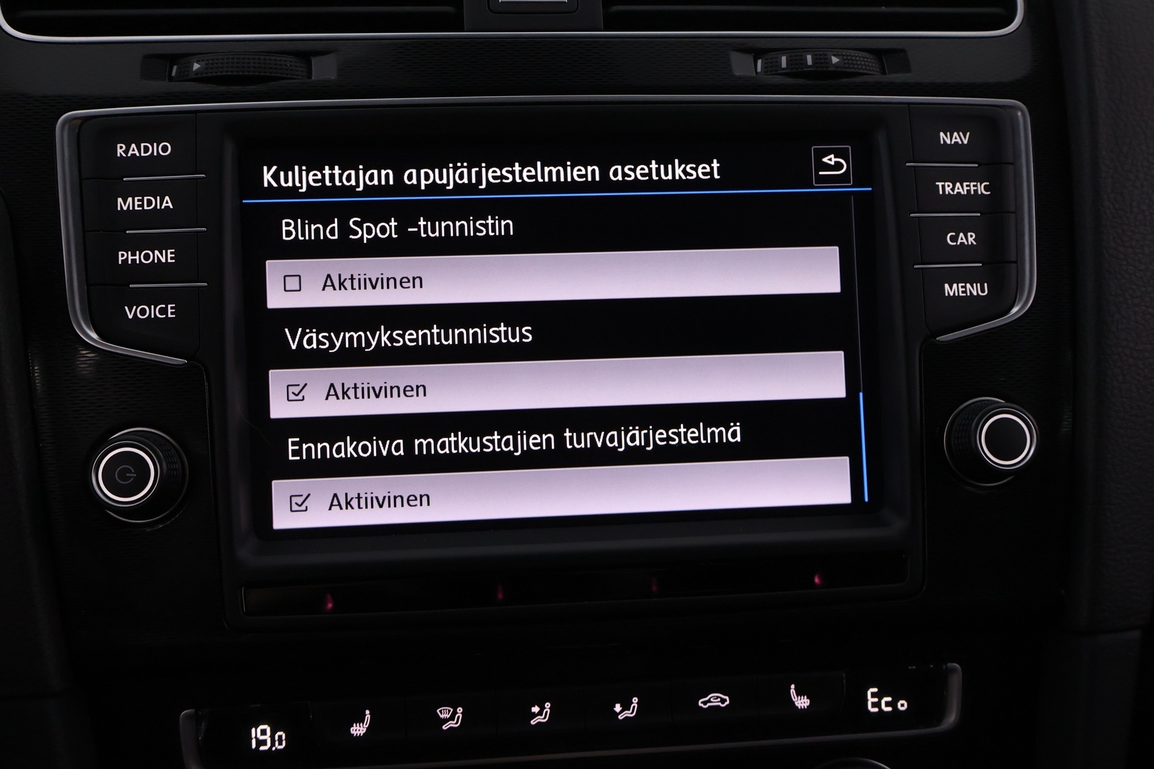 VOLKSWAGEN Golf 2017