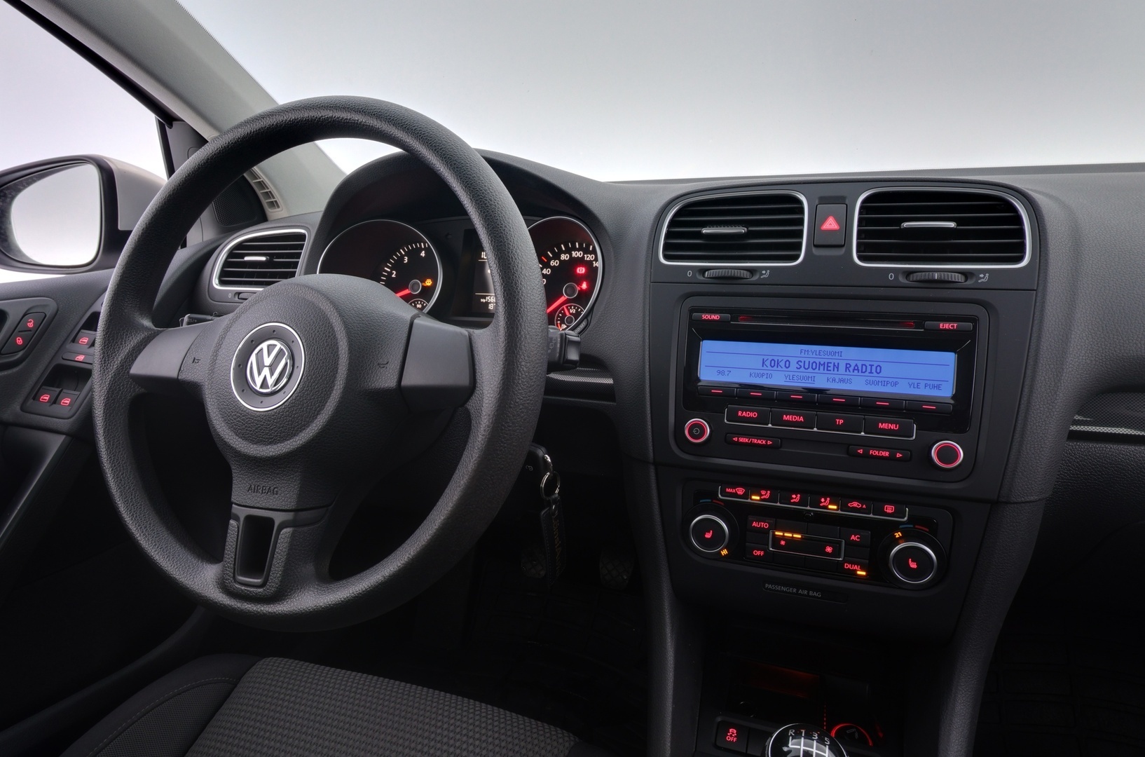 VOLKSWAGEN Golf 2011