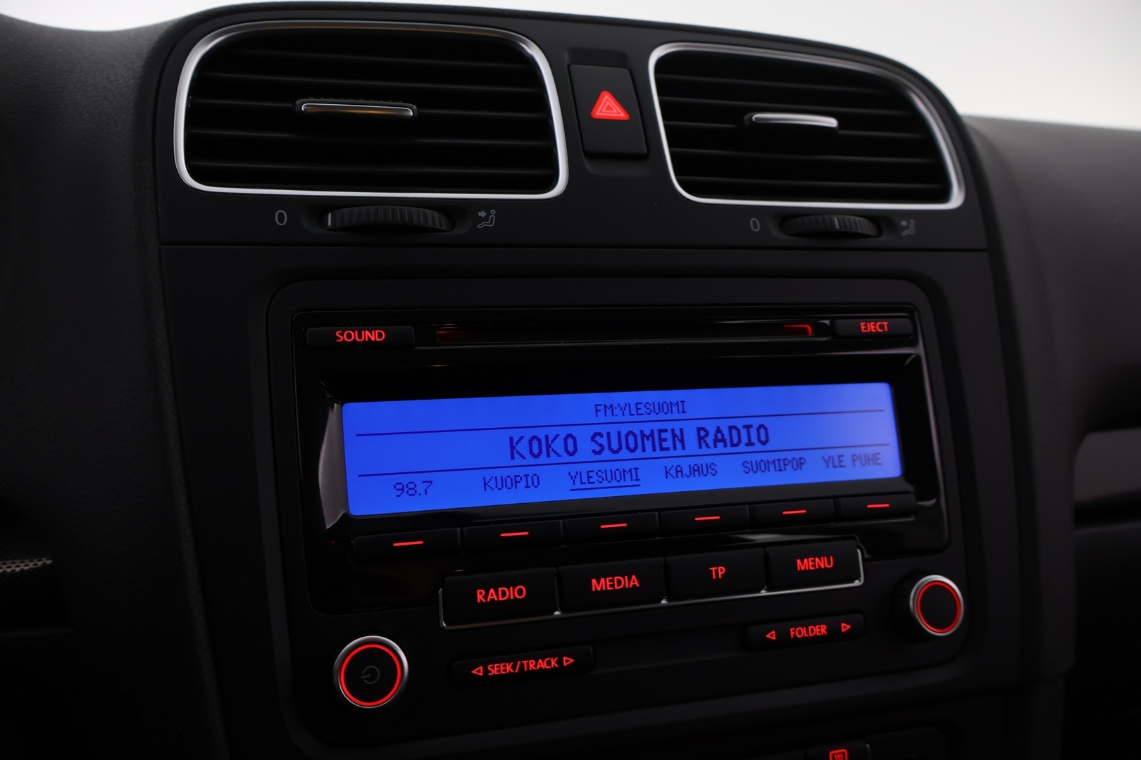 VOLKSWAGEN Golf 2011