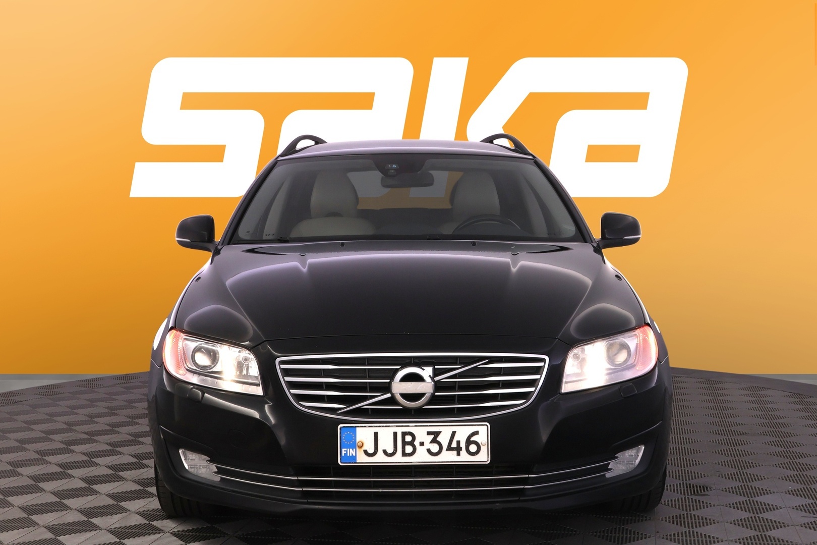 VOLVO V70 2014