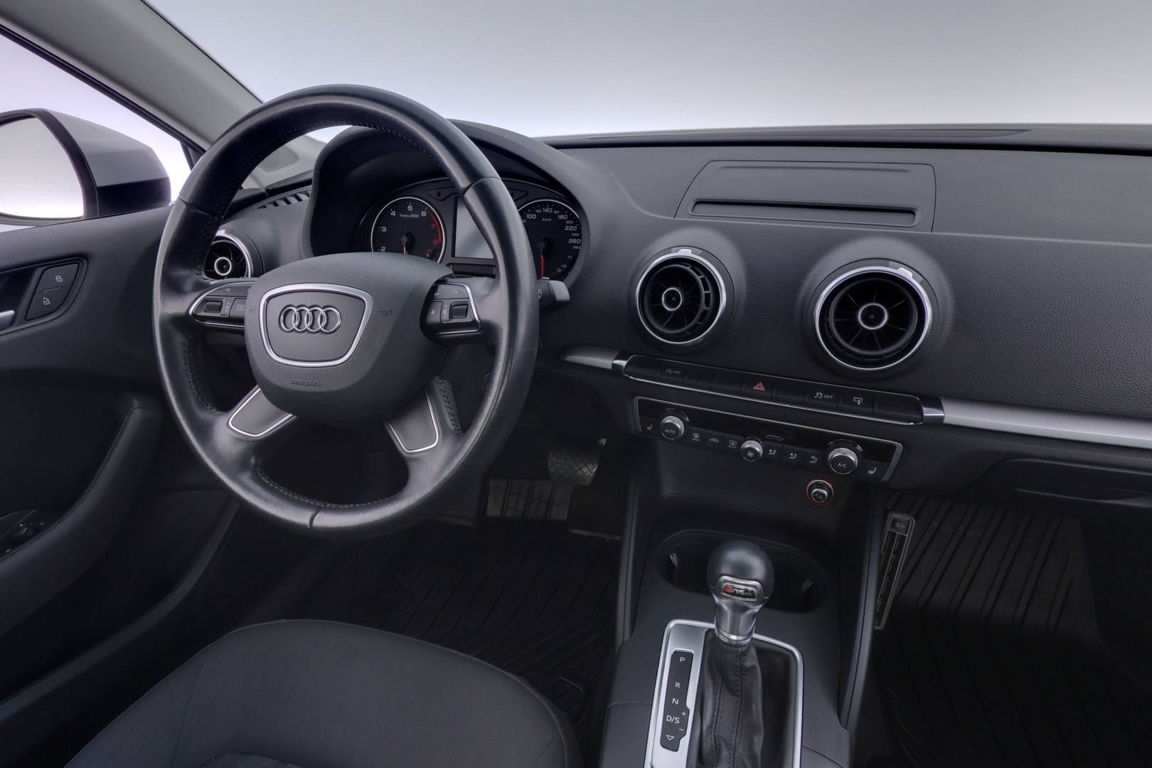 AUDI A3 2014