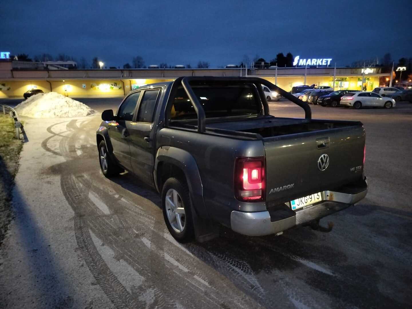 VOLKSWAGEN Amarok 2017