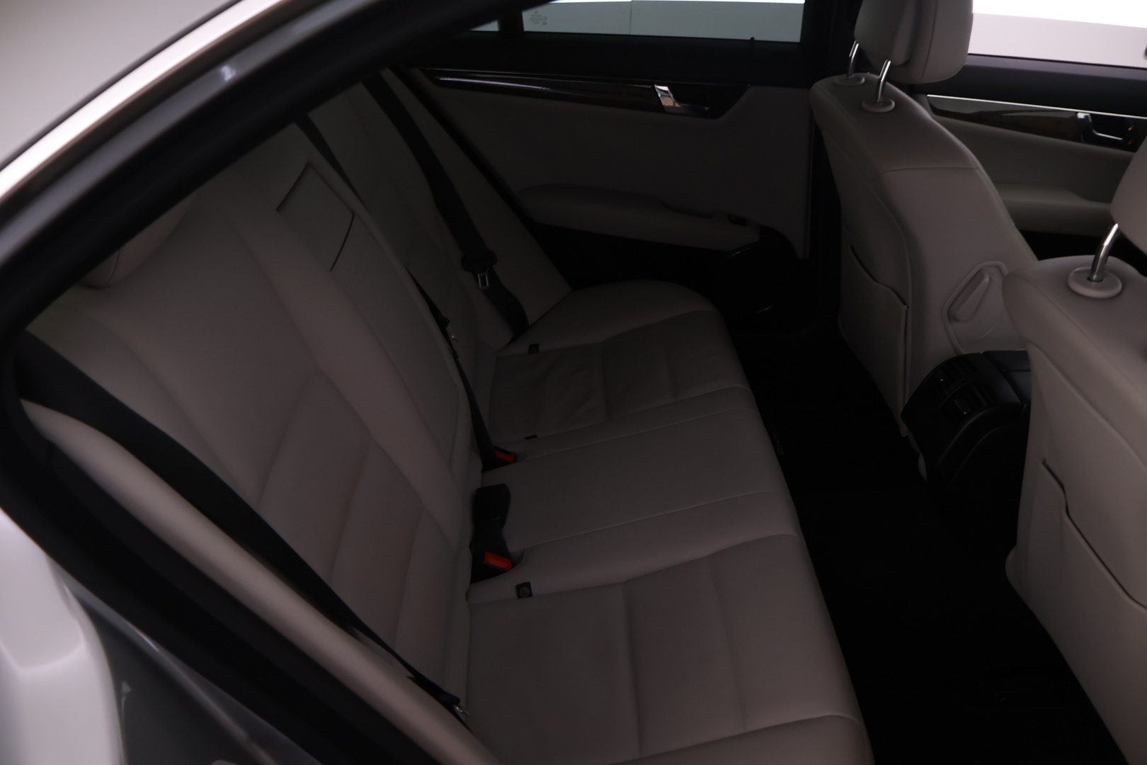 MERCEDES-BENZ C 2010