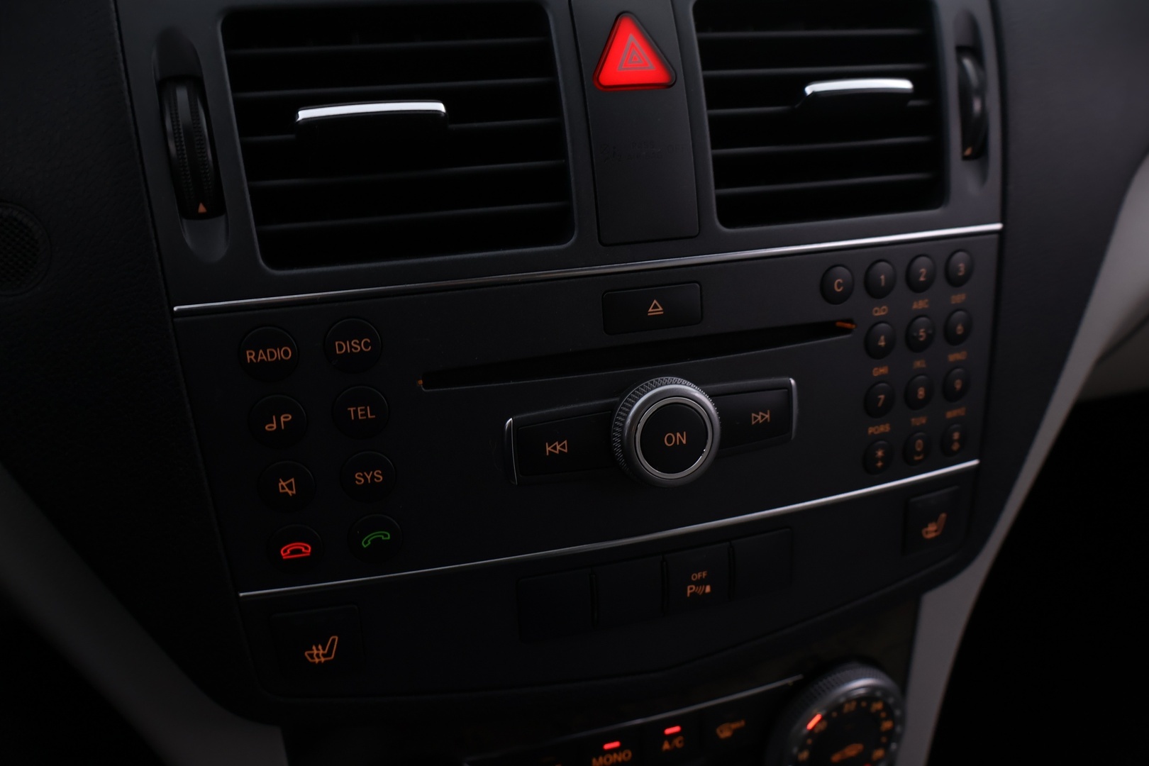 MERCEDES-BENZ C 2010