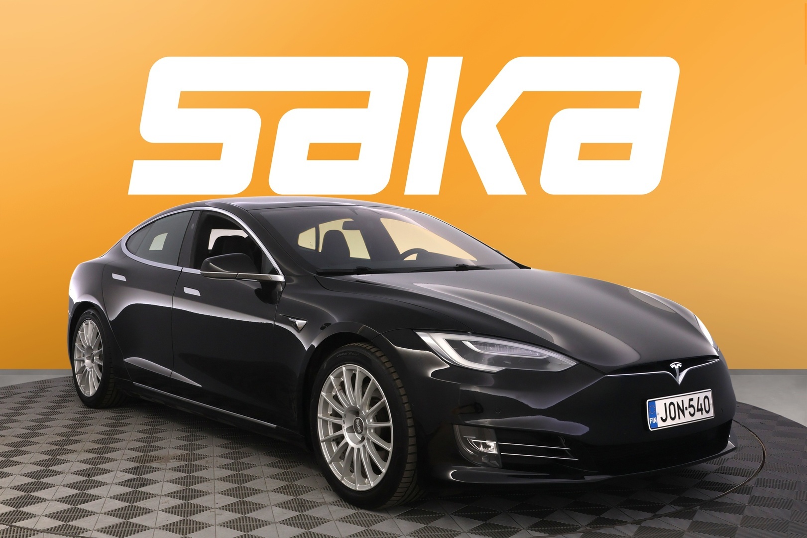 TESLA Model S 2018