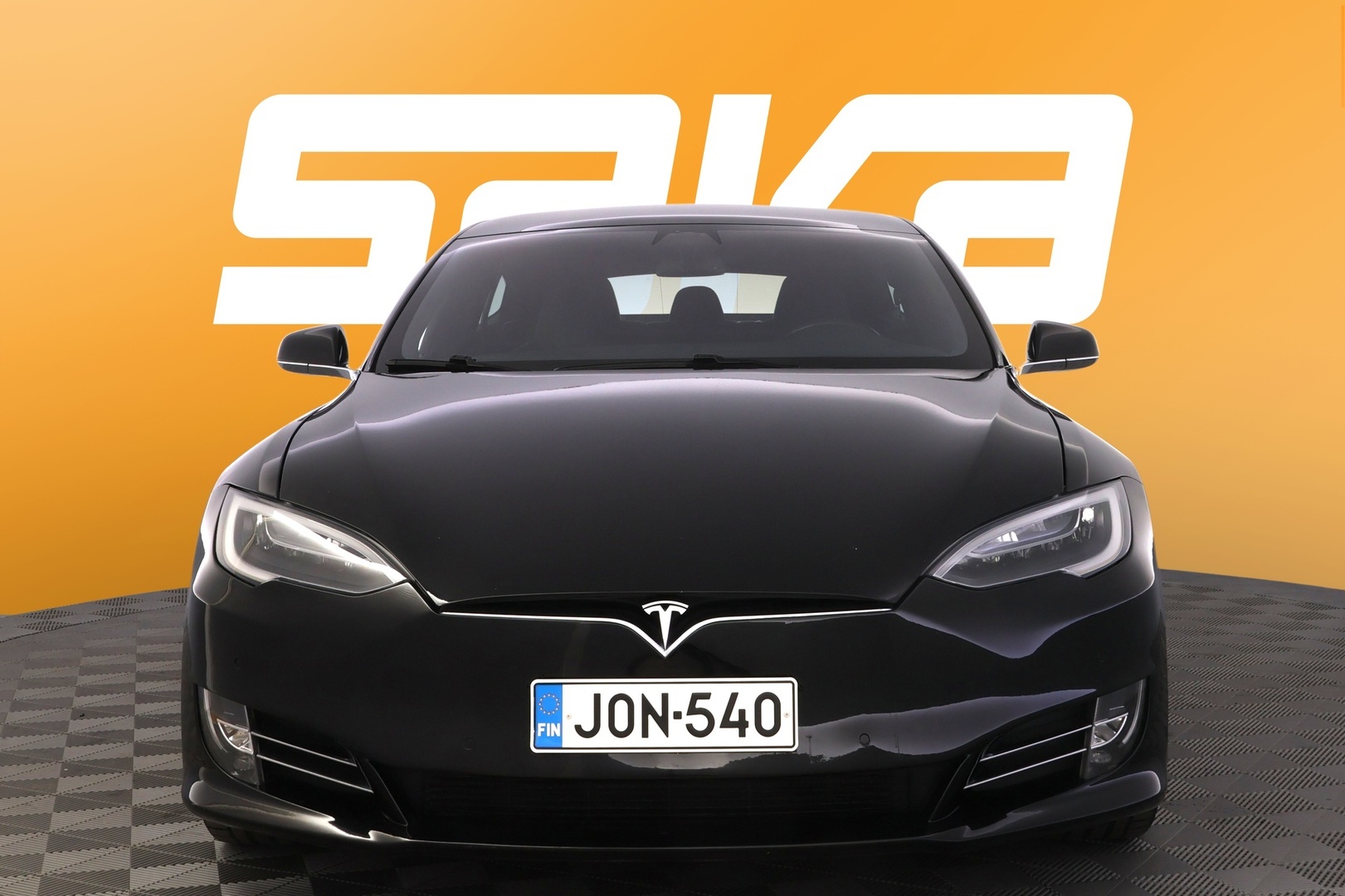 TESLA Model S 2018