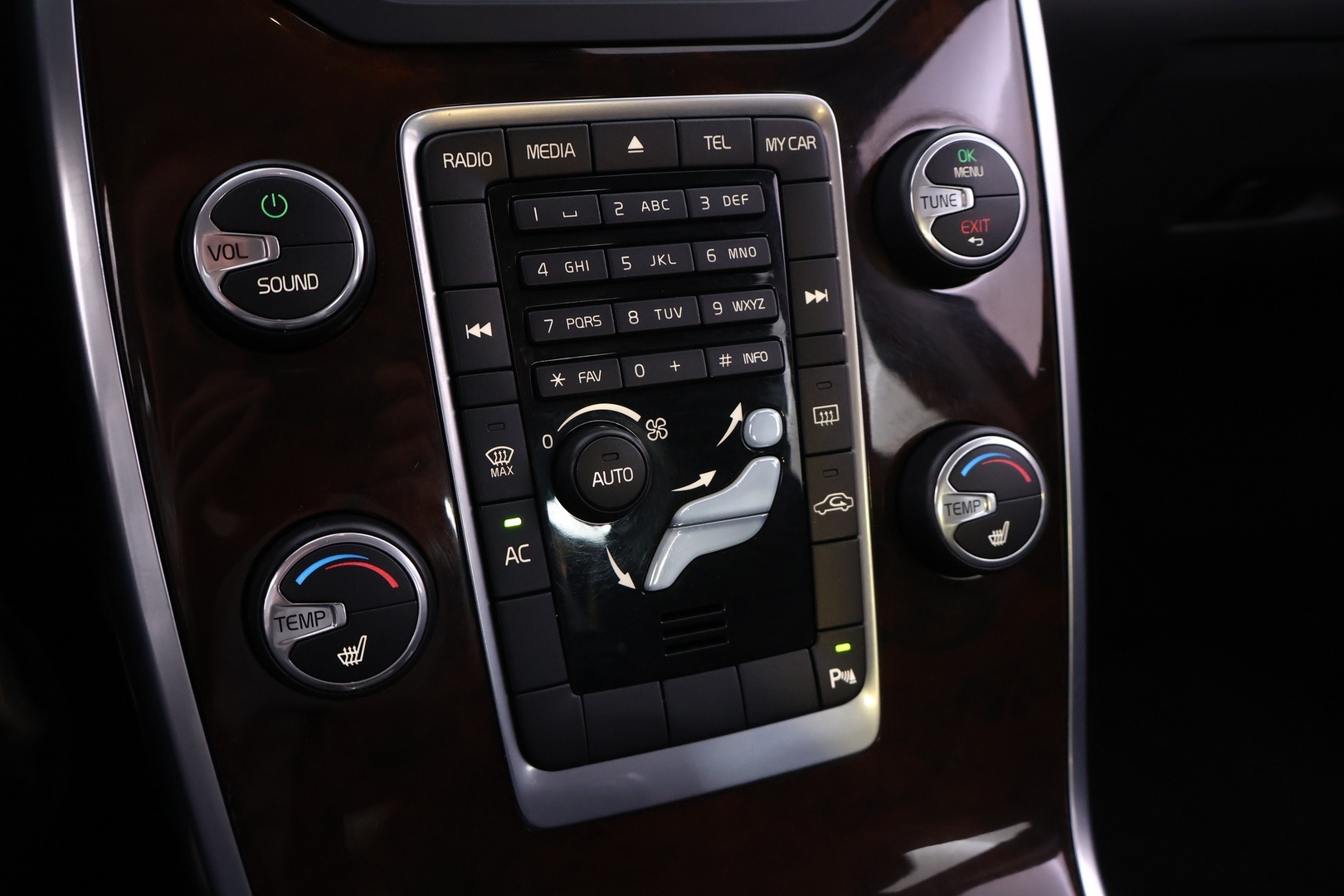 VOLVO S80 2014